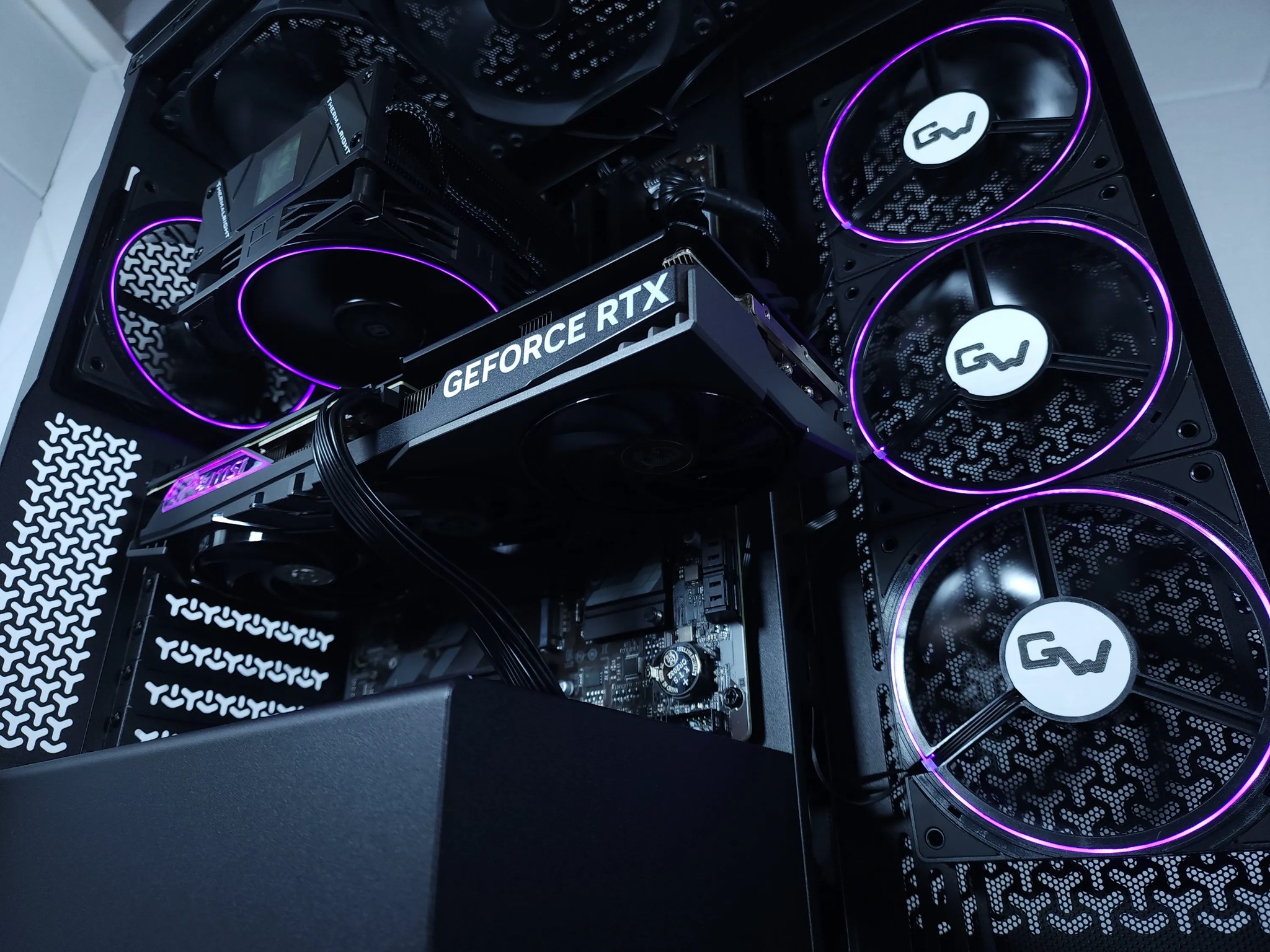 💜RTX 4070●Core i5 13600K●1440p Gaming Computer