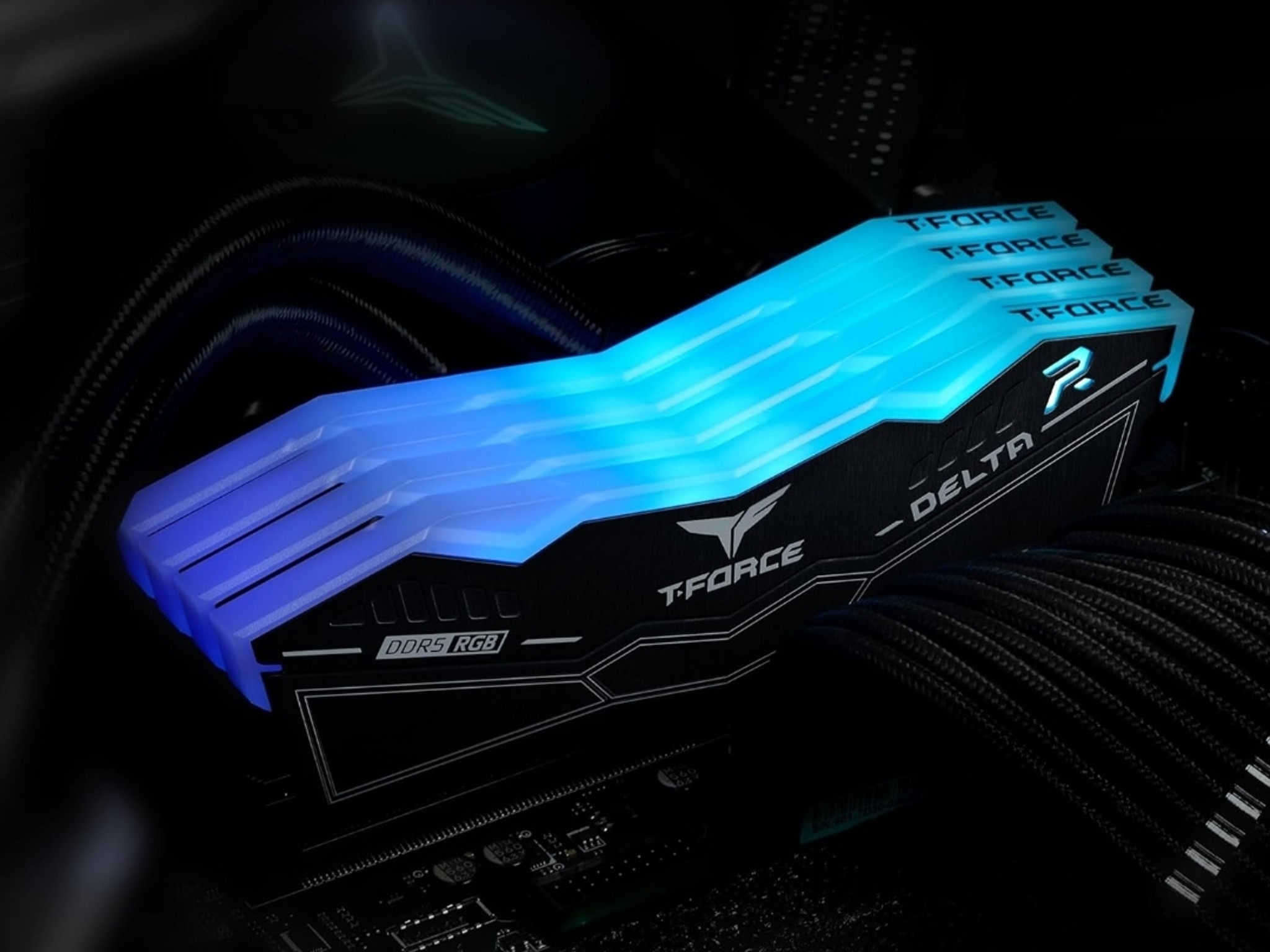 64GB (2x32GB) 6000Mhz T-Force Delta RGB DDR5 PC5-48000 CL38