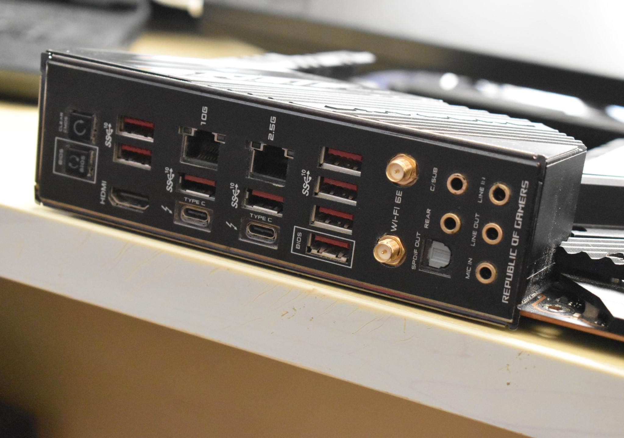 Asus ROG Maximus XIII Extreme Z590 Motherboard LGA1200