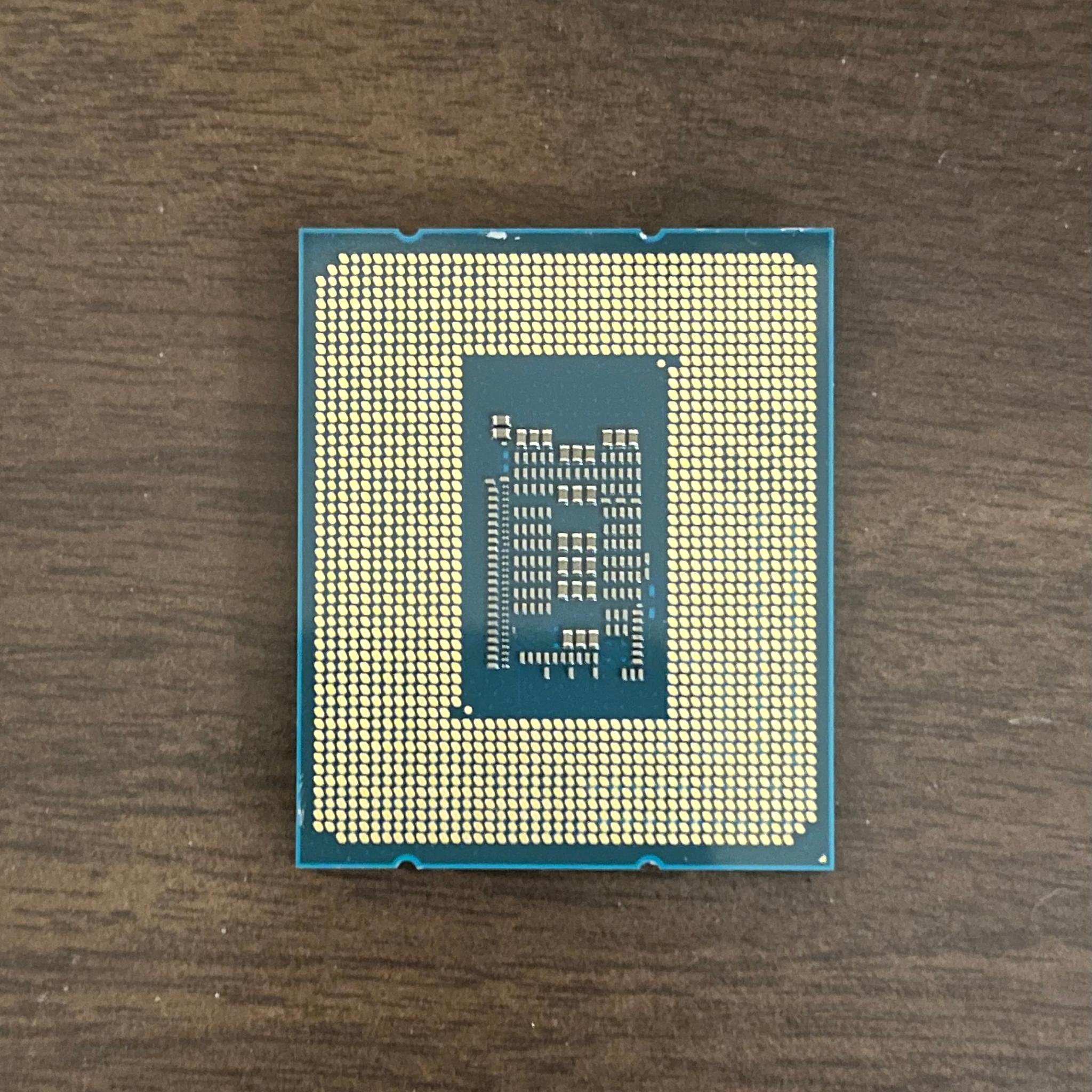 I5-12400 | MSI Pro Z690-A Motherboard | 32GB DDR5
