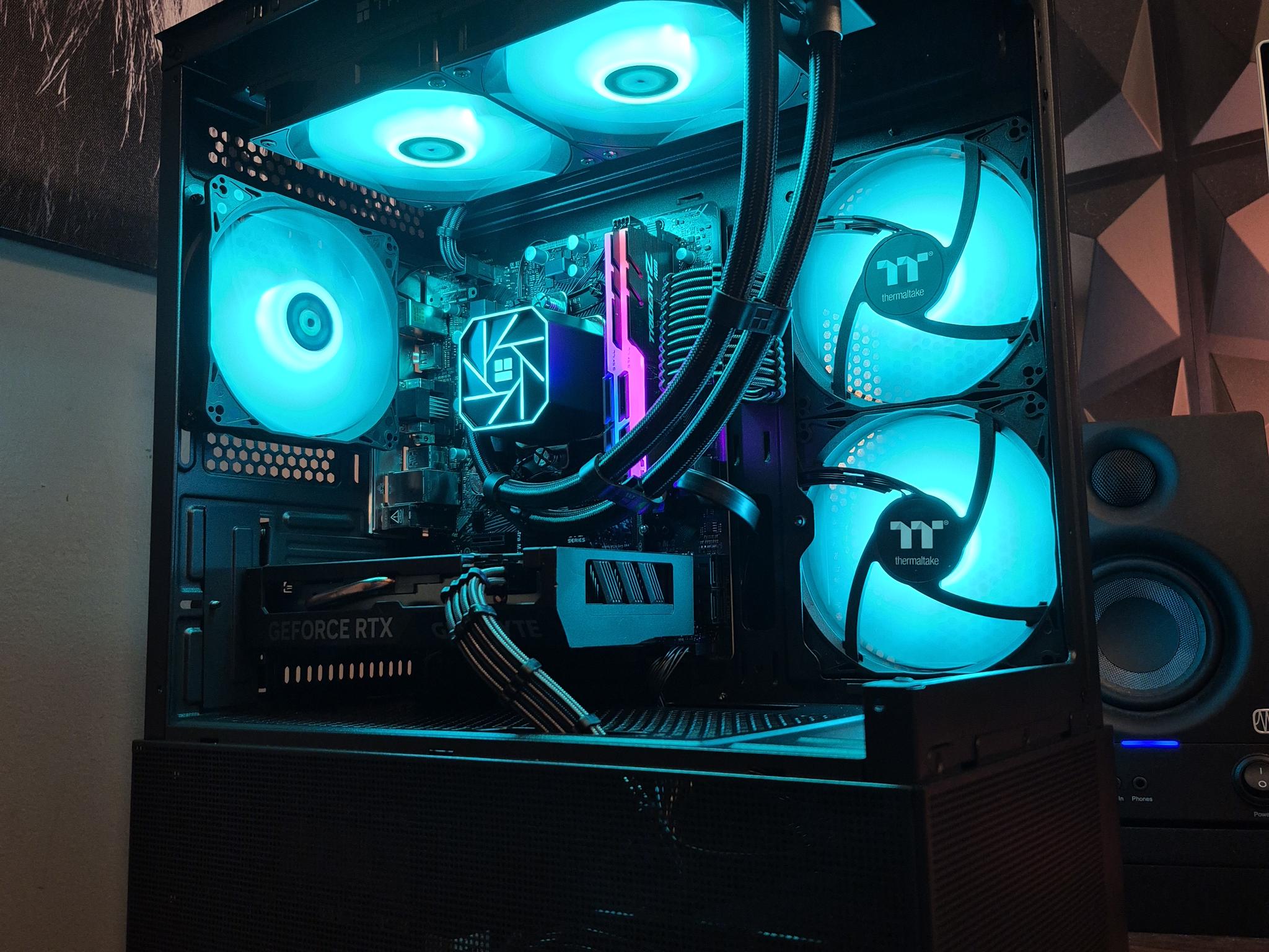 RTX 4060 + RYZEN 5 5600g