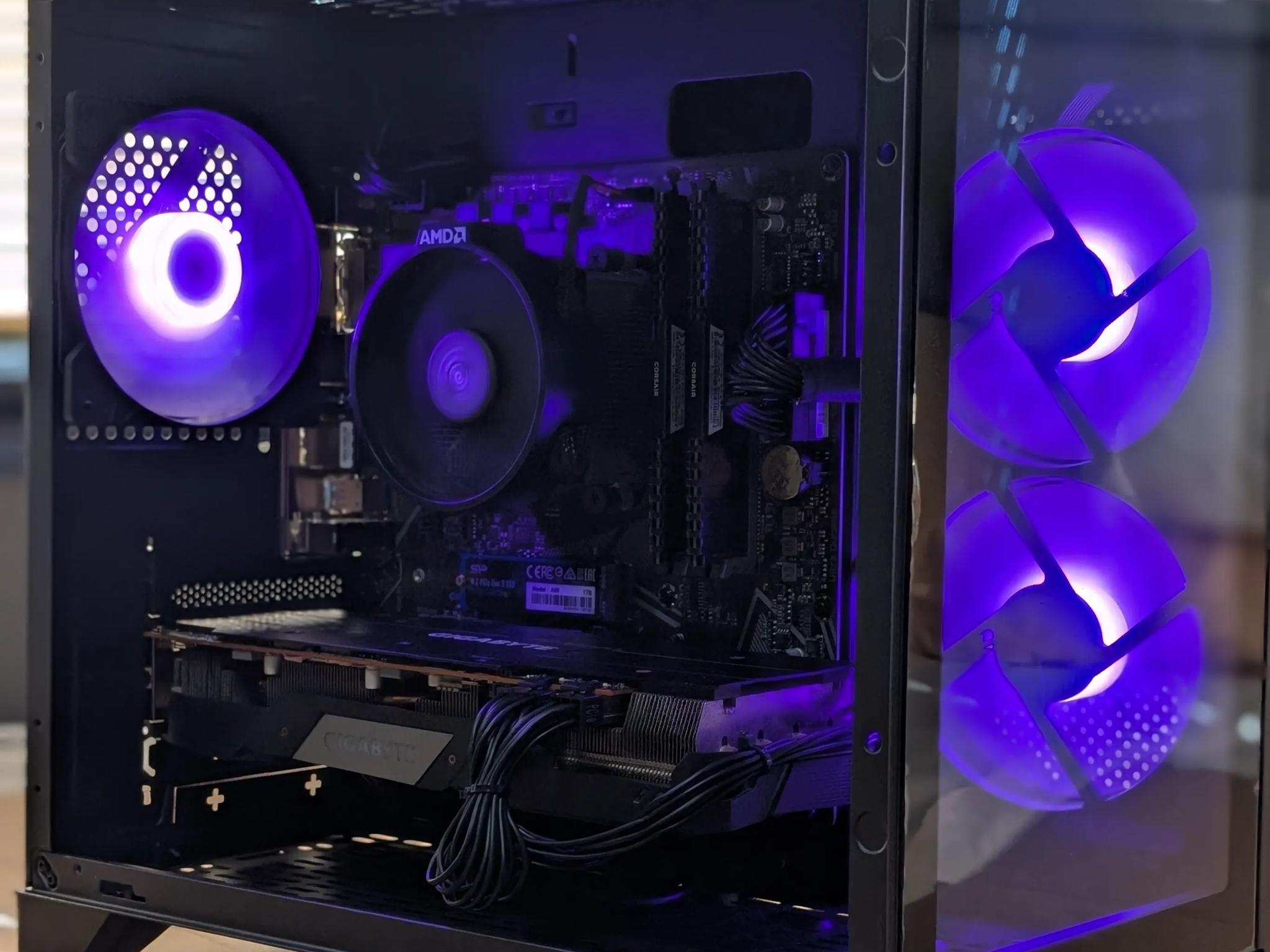 RX 5700 XT, Ryzen 3600, 16 GB DDR4, 1 TB NVME, WiFi/BT- Cube Gaming PC