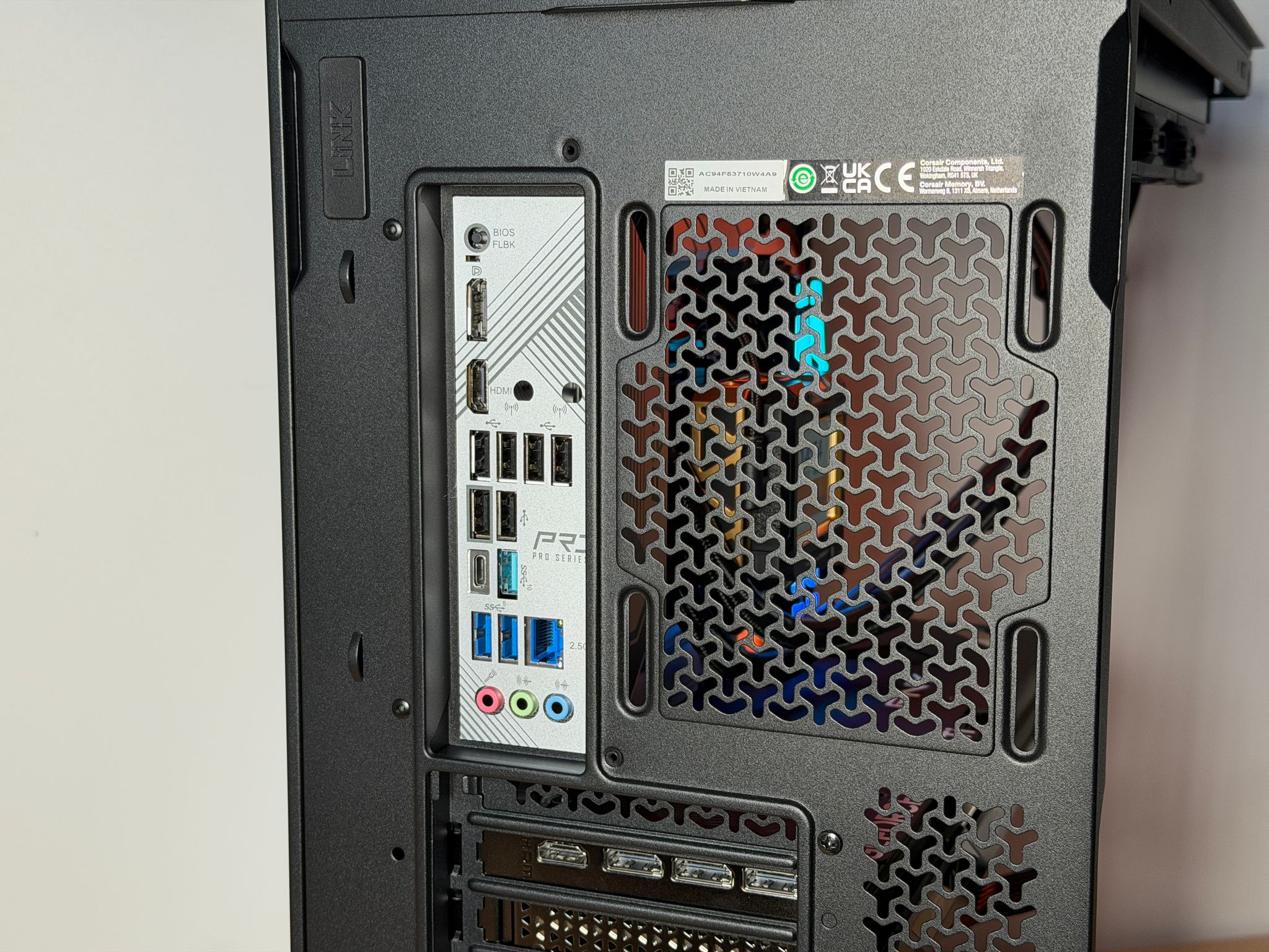 Ryzen 9 7950x RTX 5070TI Gaming PC