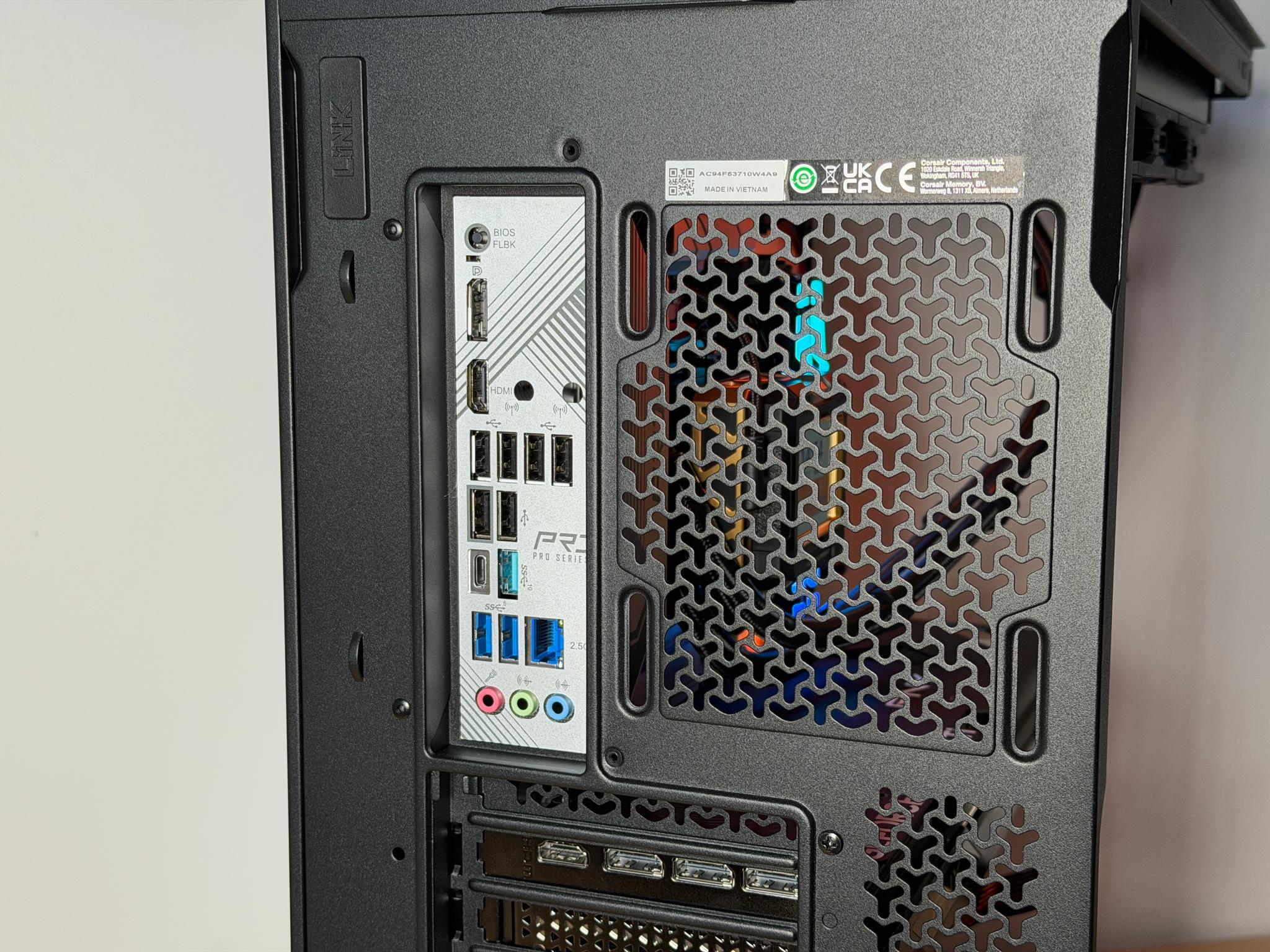 Ryzen 9 7950x RTX 5070TI Gaming PC