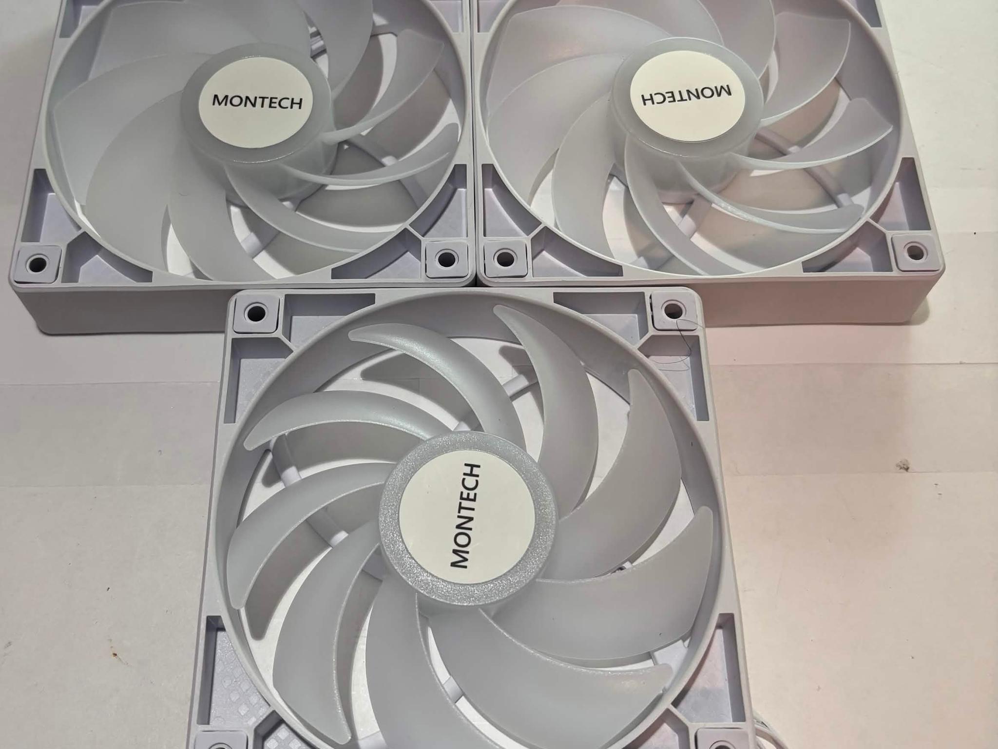 Montech RX120 PWM Fans - Mixed Blade Set (2 Reverse, 1 Standard) White