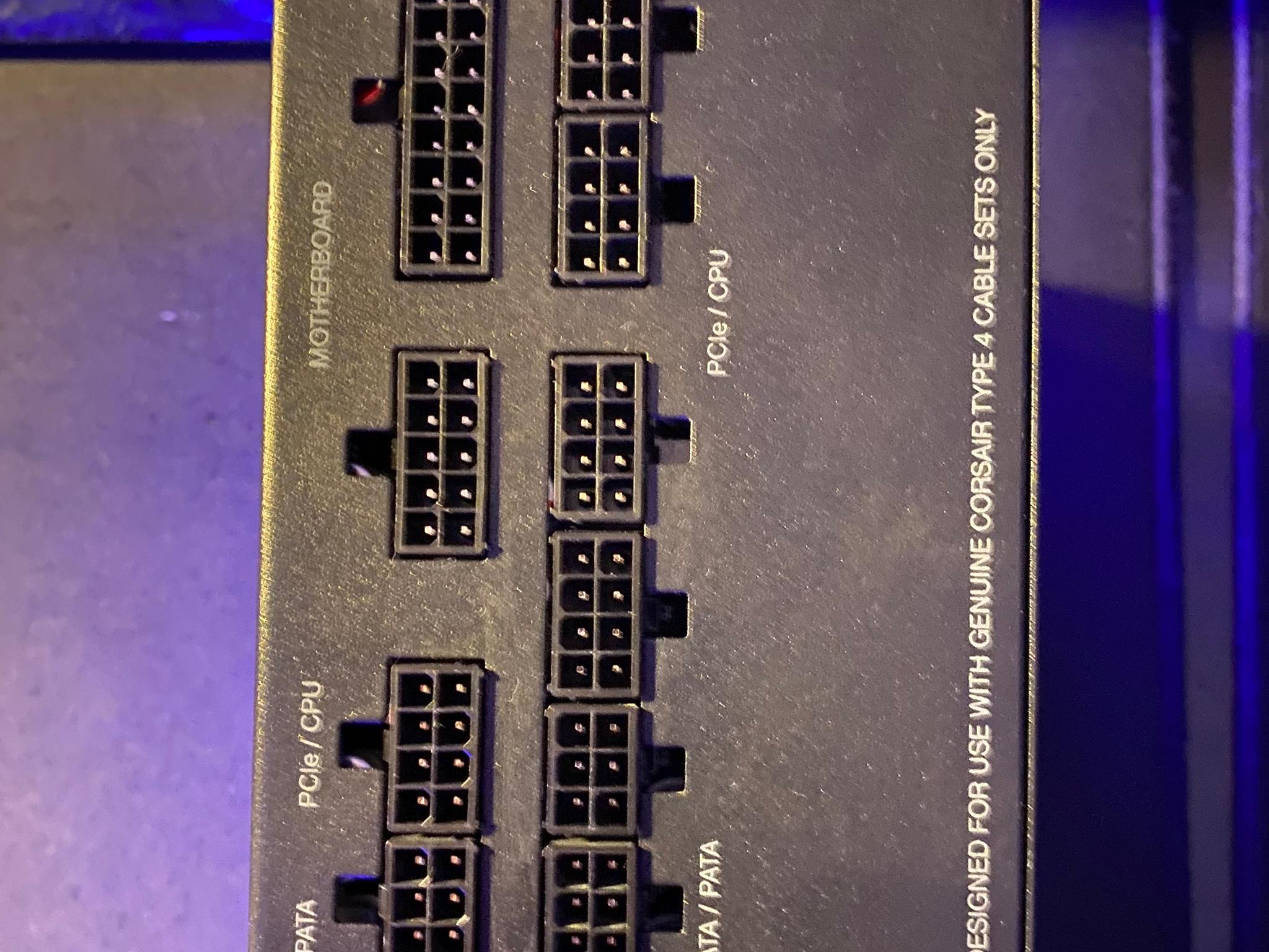 Corsair RMx Series™ RM850x / 850 Watt 80 PLUS Gold Fully Modular ATX PSU