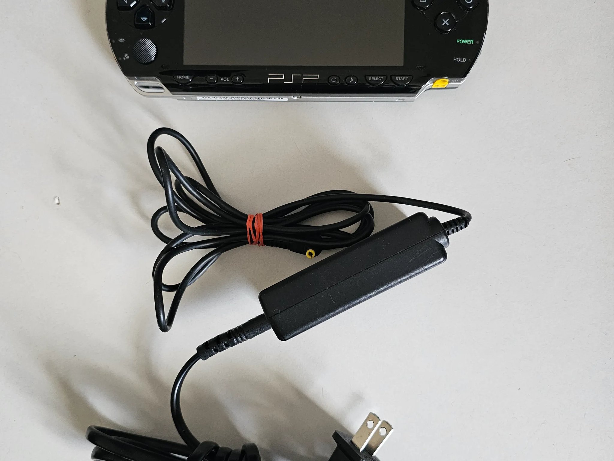 Sony PSP 1000 - CFW 40+ Games