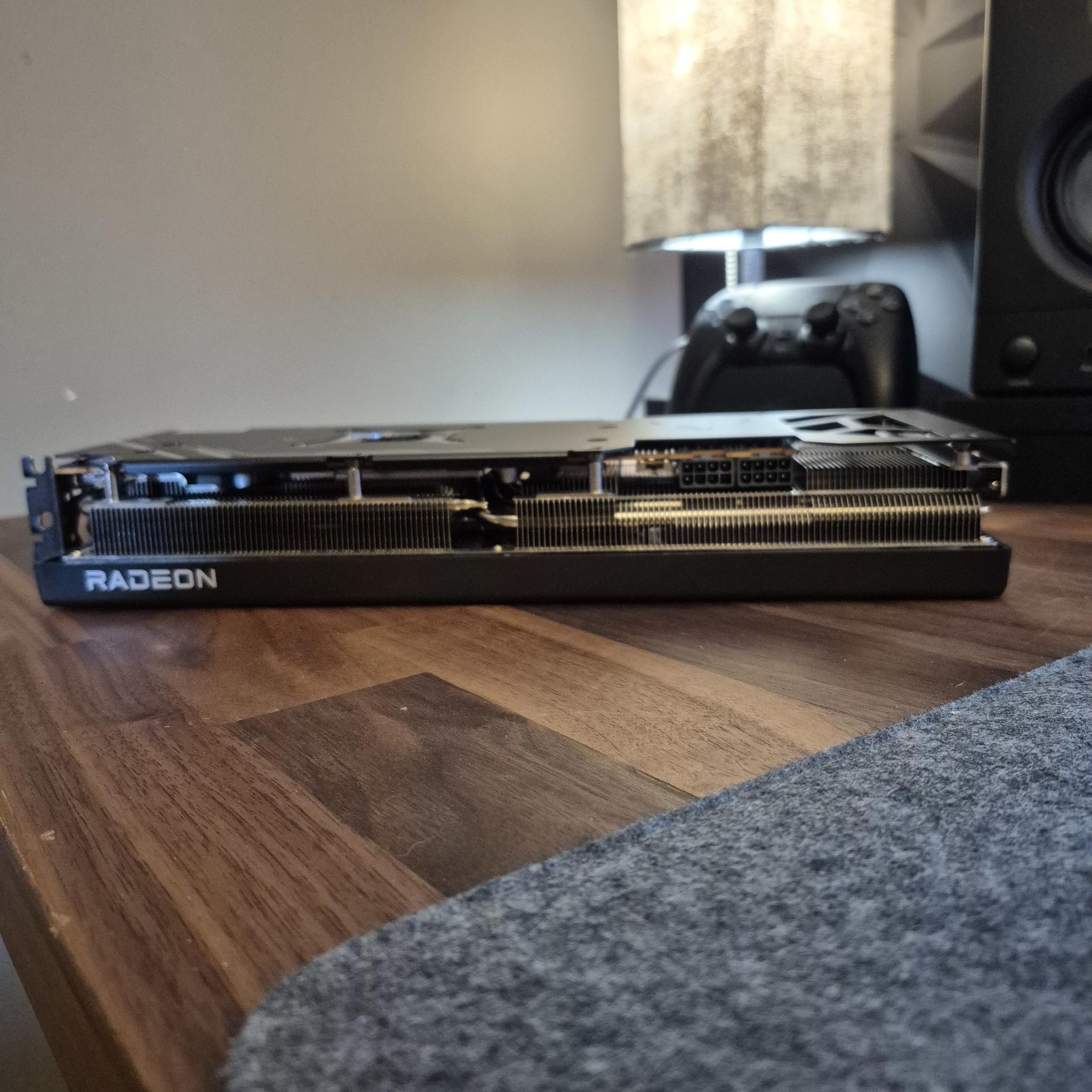 RX 7900 GRE 16 GB