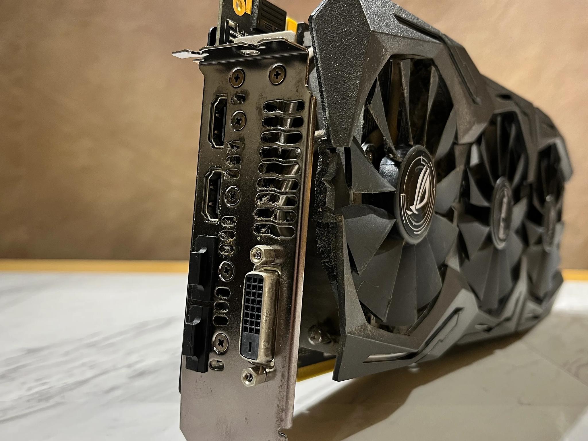 Used ASUS ROG 1070 Ti 8GB GPU