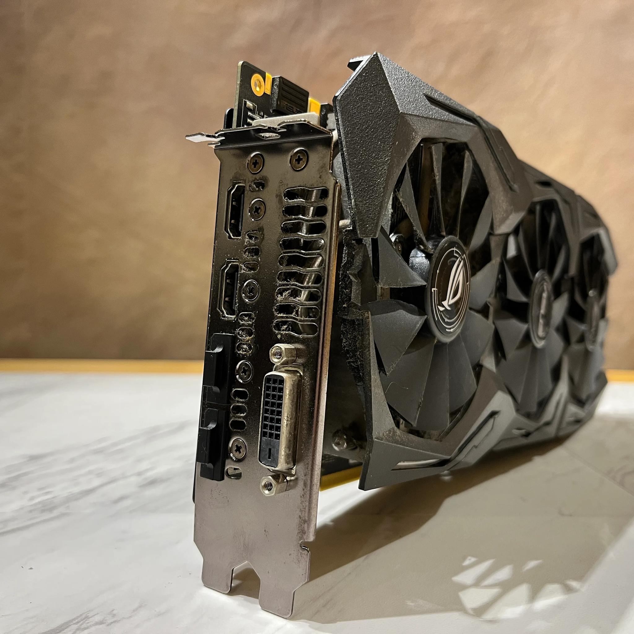 Used ASUS ROG 1070 Ti 8GB GPU
