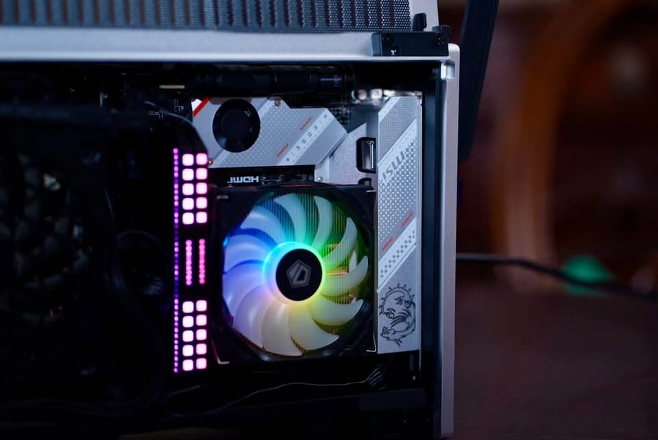 Premium Gaming PC: Fractal Terra, RTX 4080 FE, Ryzen 7900x3D, 32GB DDR5, 2TB nvMe, 850W, b650 ITX