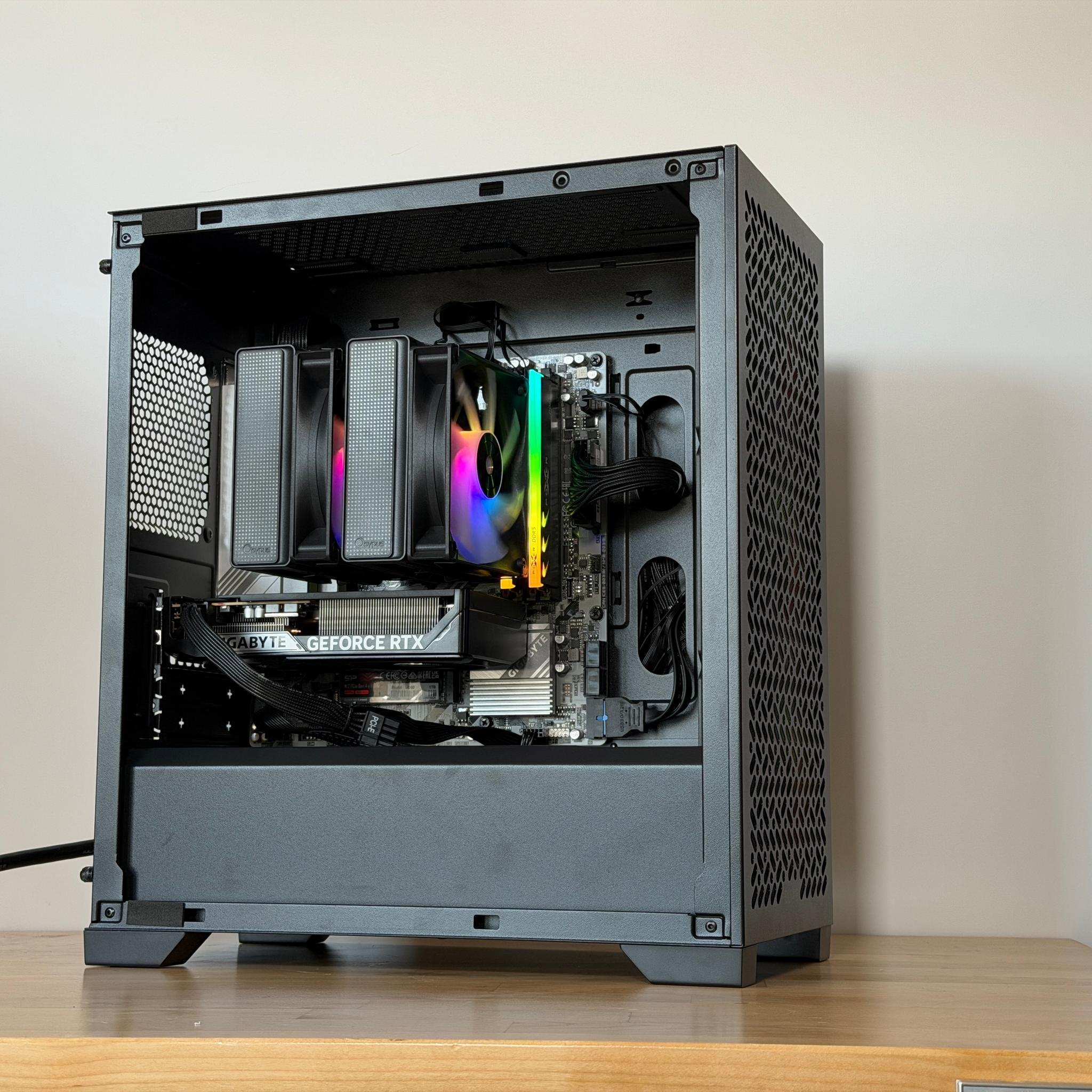 RTX 5060 Ryzen 7 7700x Gaming PC