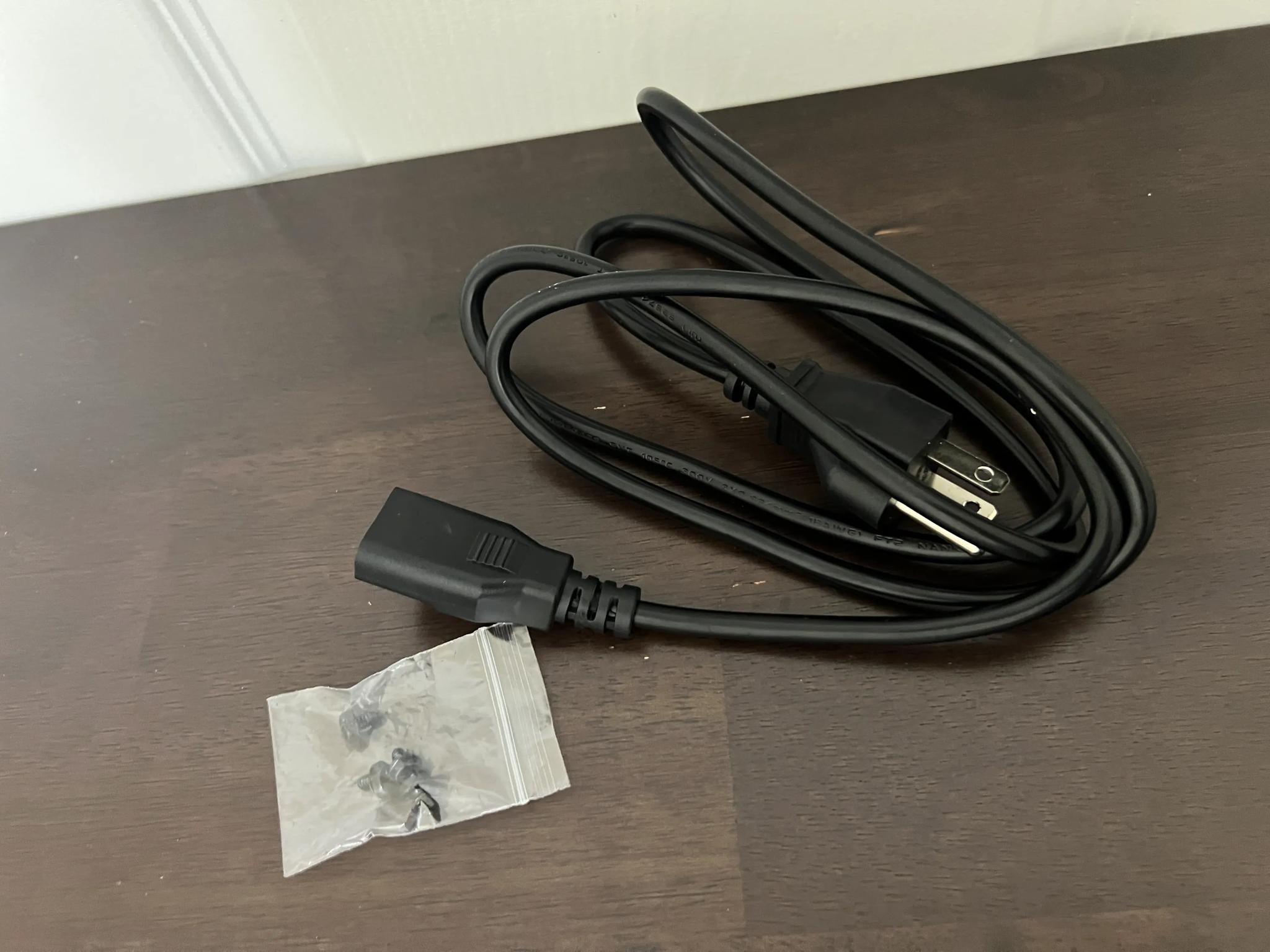 Bundle! Thermaltake SMART 700W 80+ White Power Supply + AsiaHorse 18AWG PSU Cable Extensions