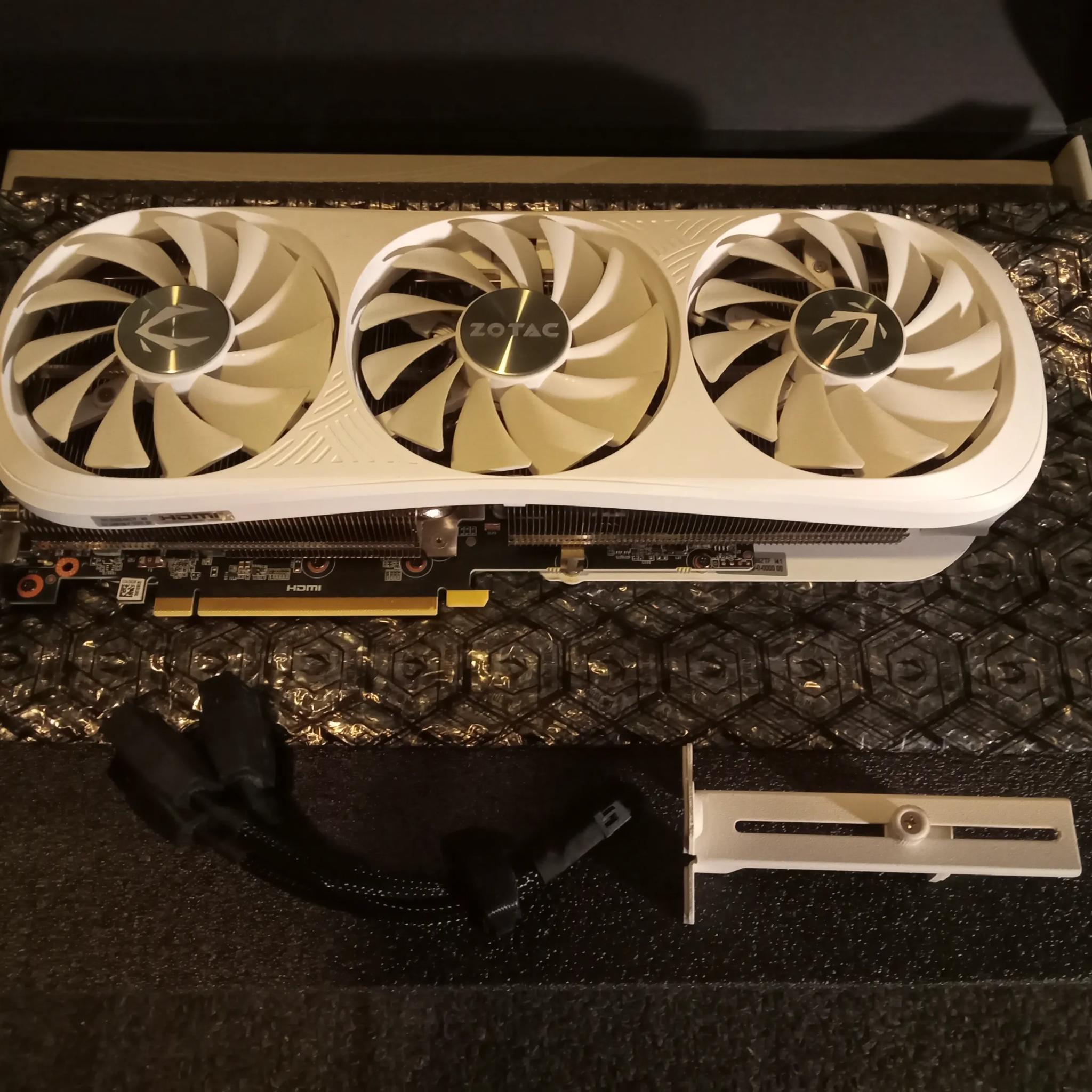 Zotac 4070 Ti Super Trinity OC White Edition- Gently Used