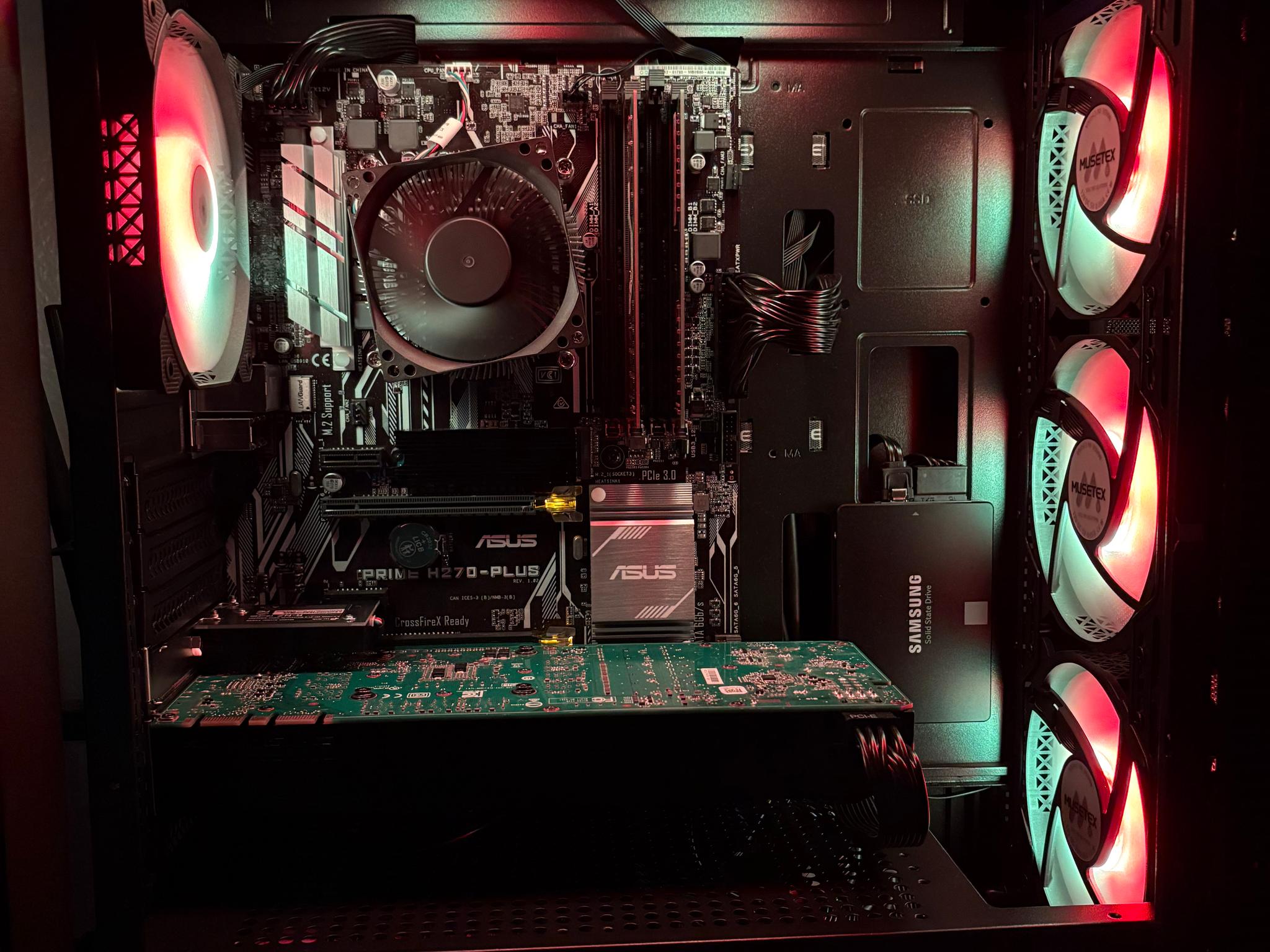 Custom PC - Intel i7-7700 | GTX 1070 | 32GB DDR4 | 256GB NVMe + 500GB SATA SSD | WIFI + BT | Win11