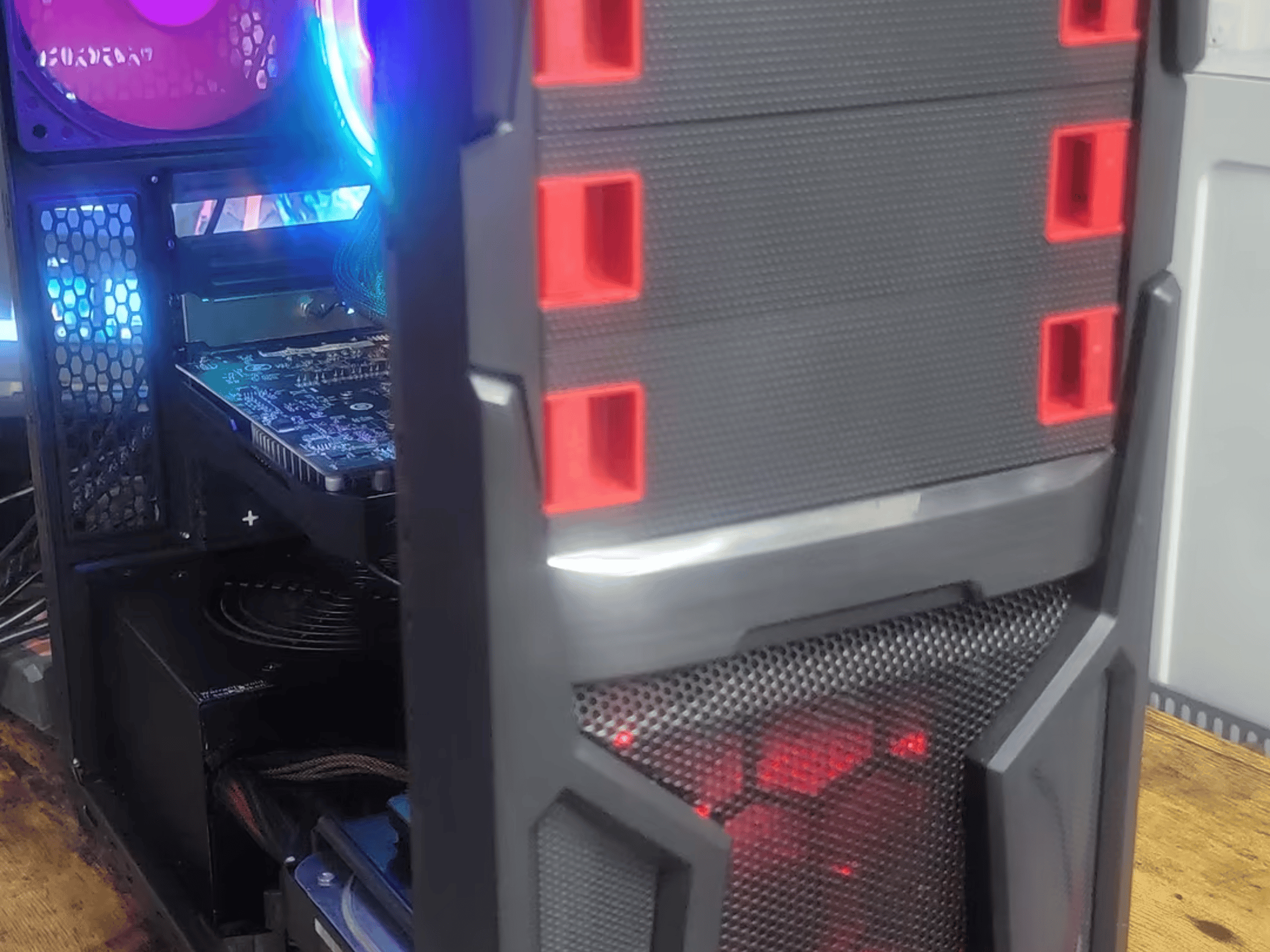 'Red Zombie' 8 Core w/ 560 4GB