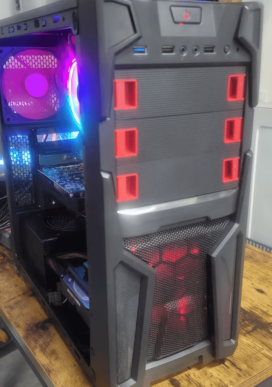 'Red Zombie' 8 Core w/ 560 4GB