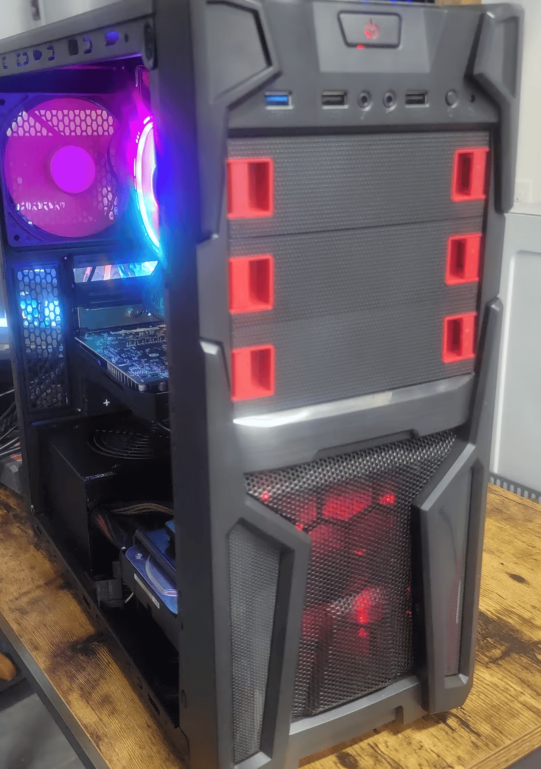 'Red Zombie' 8 Core w/ 560 4GB