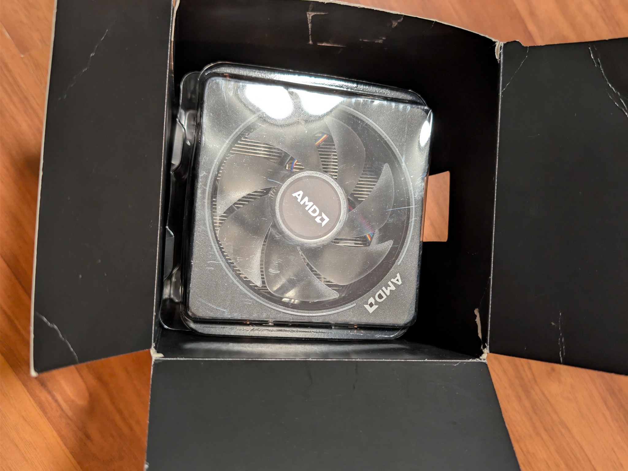 AMD Wraith Prism LED RGB CPU Cooler