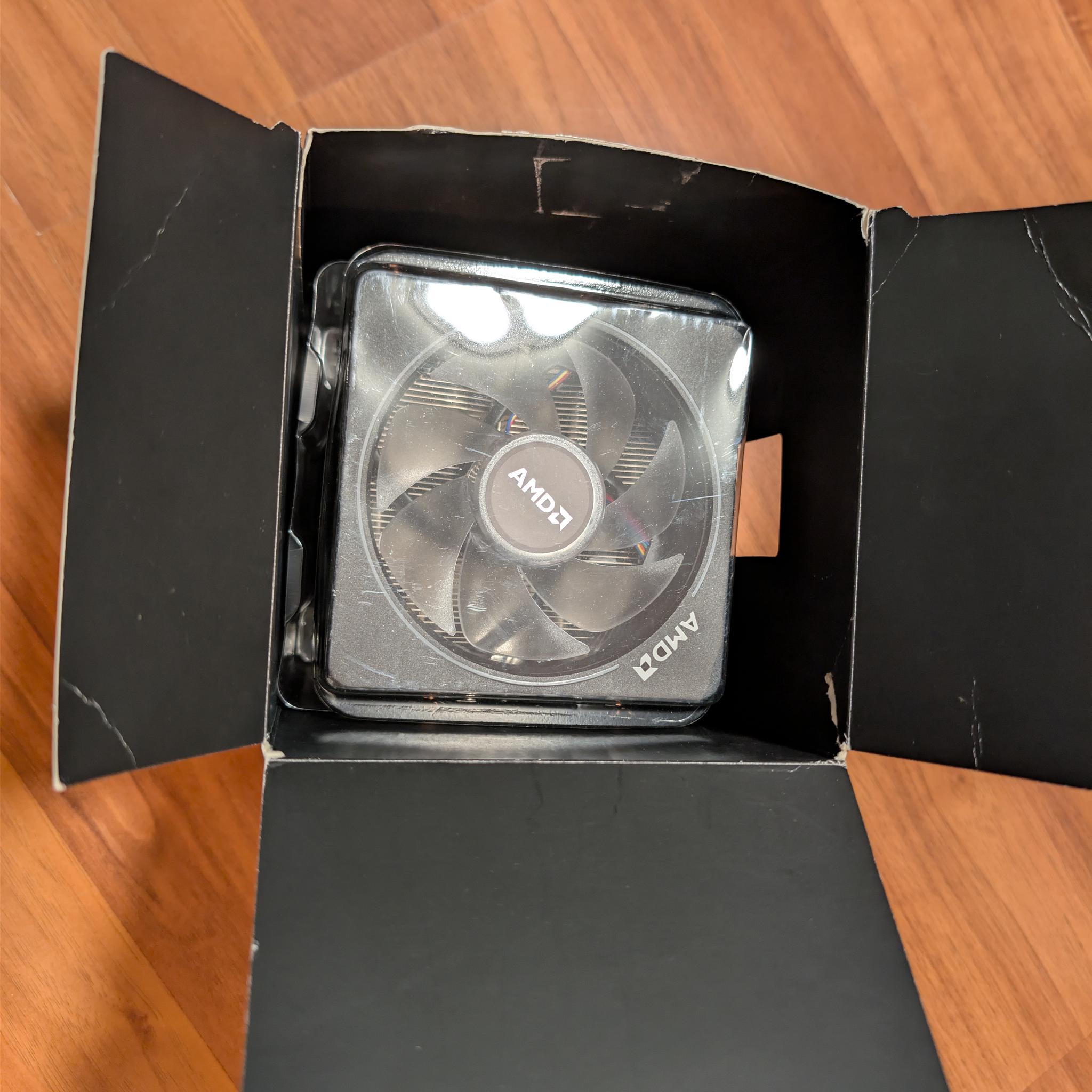 AMD Wraith Prism LED RGB CPU Cooler