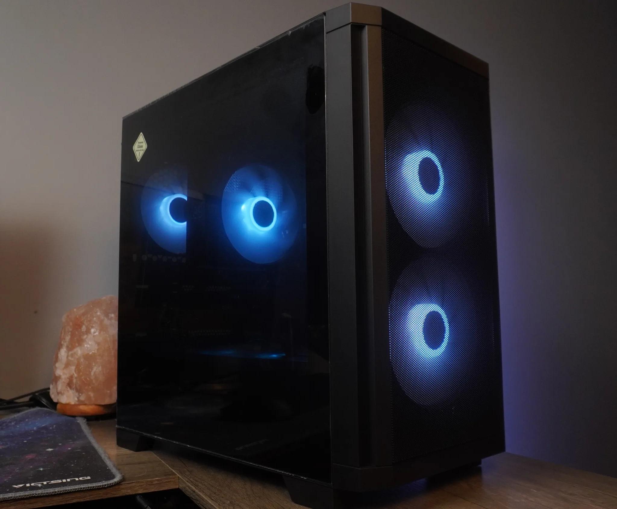 🖤STEALTH🖤 BEST Value 💪 1440/1080p GAMING MACHINE 🧡 RX 7600 🧡 Ryzen 5 3600 | 32GB | 1TB | WIFI