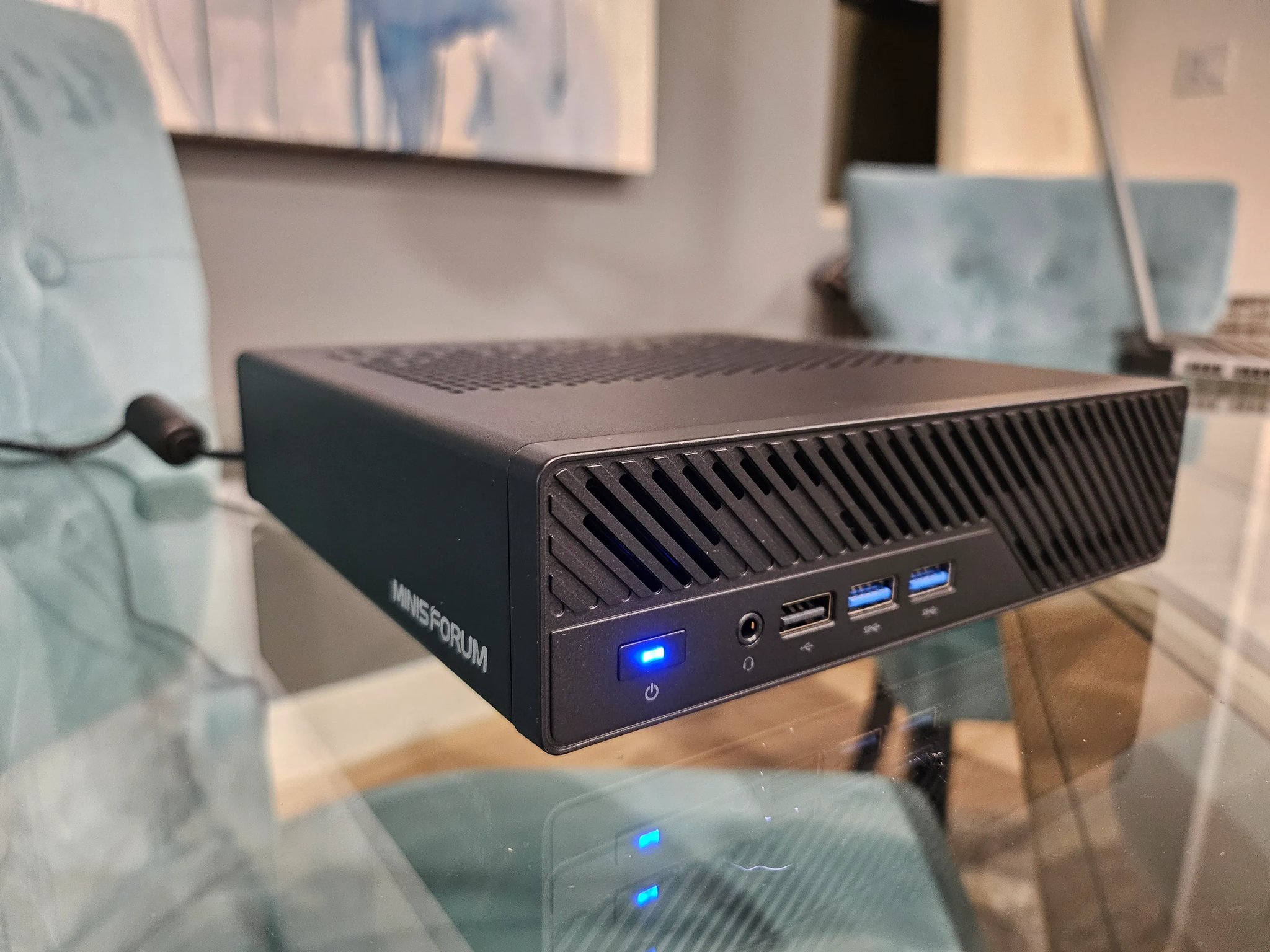 MinisForum MS-A1 Mini PC - 8700G/32gb/1tb