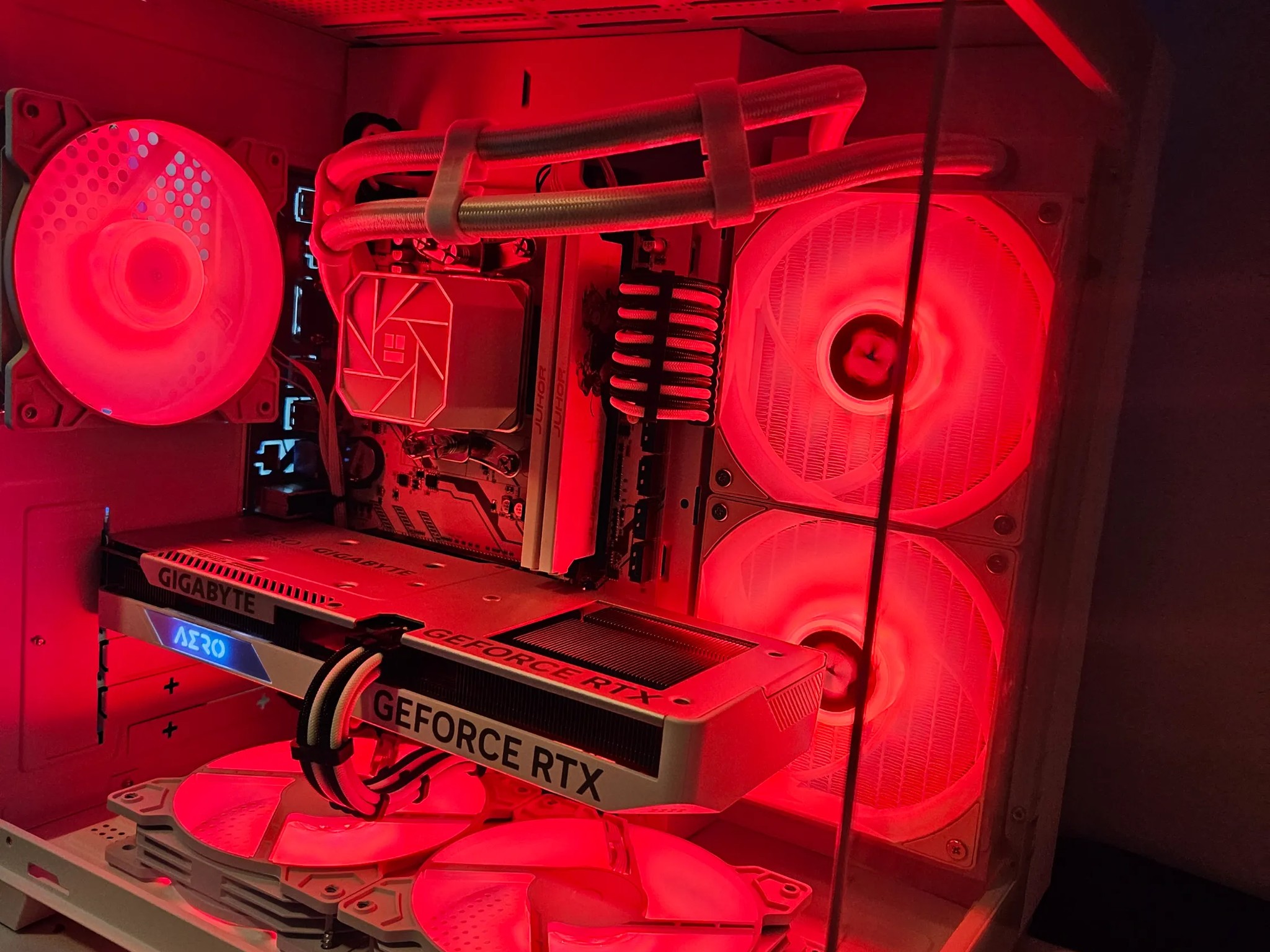 Arctic Rig Liquid Cooled Ryzen 5 / 16GB DDR4 / 1TB SSD / RTX 4060