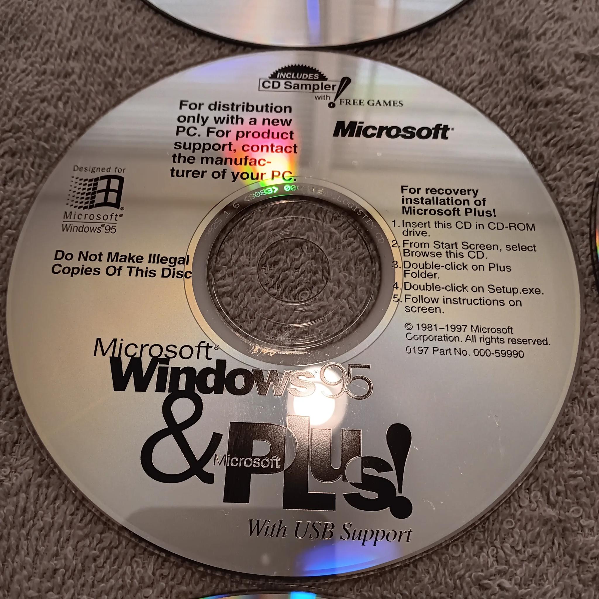 VERY RARE OEM Windows 95 USB W/ 5 Original Companion Disks and Key