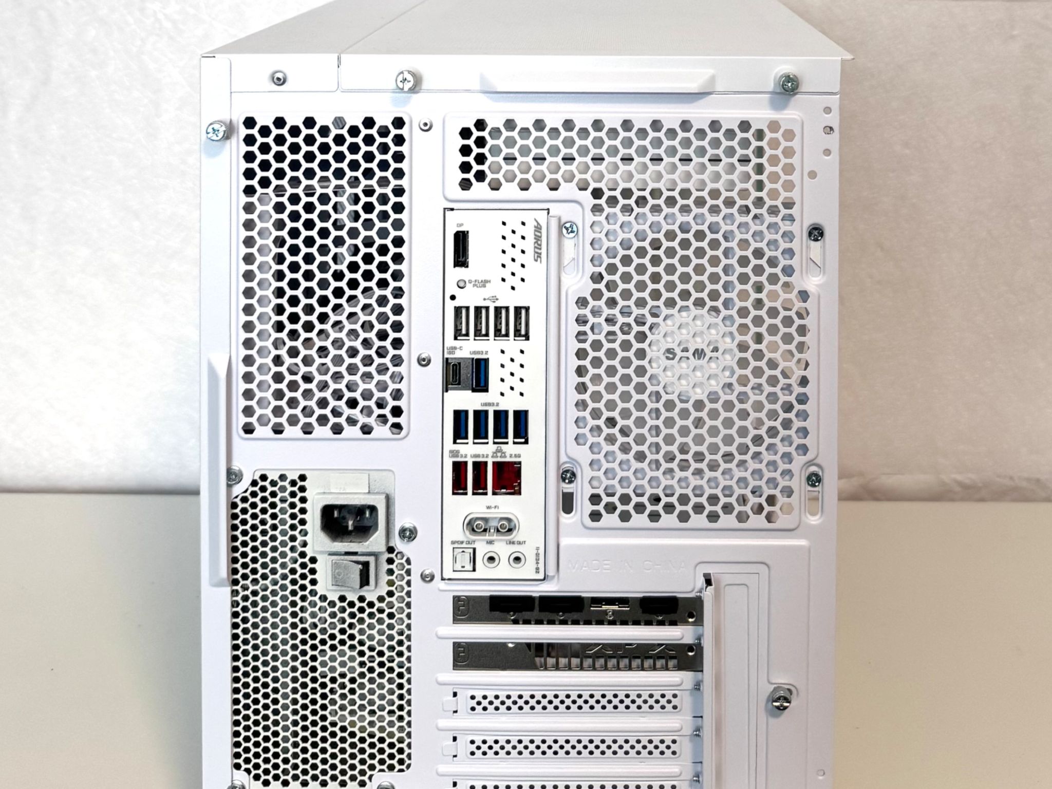 🌨️Frosty 1440p/4k beast 🌨️Rx 7800 Xt 🌨️Ryzen 5 7600x🌨️W11 pro🌨️32gb Ram🌨️1Tb storage🌨️
