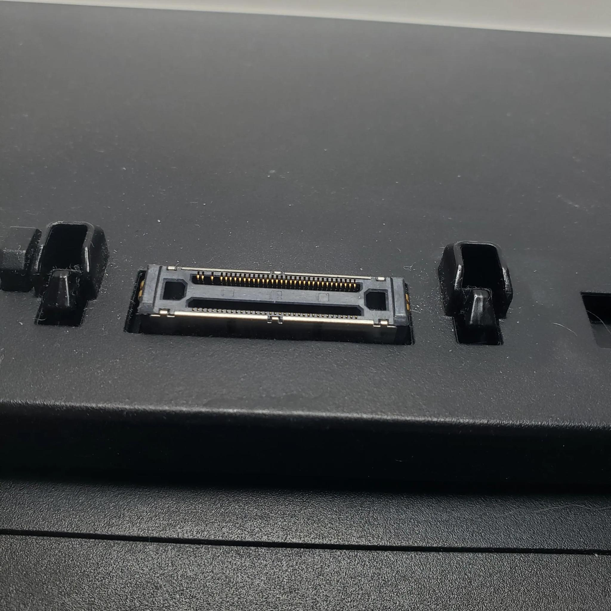 Lenovo ThinkPad Pro Docking Station 40A1 with Original 90W Lenovo Charger NO KEY