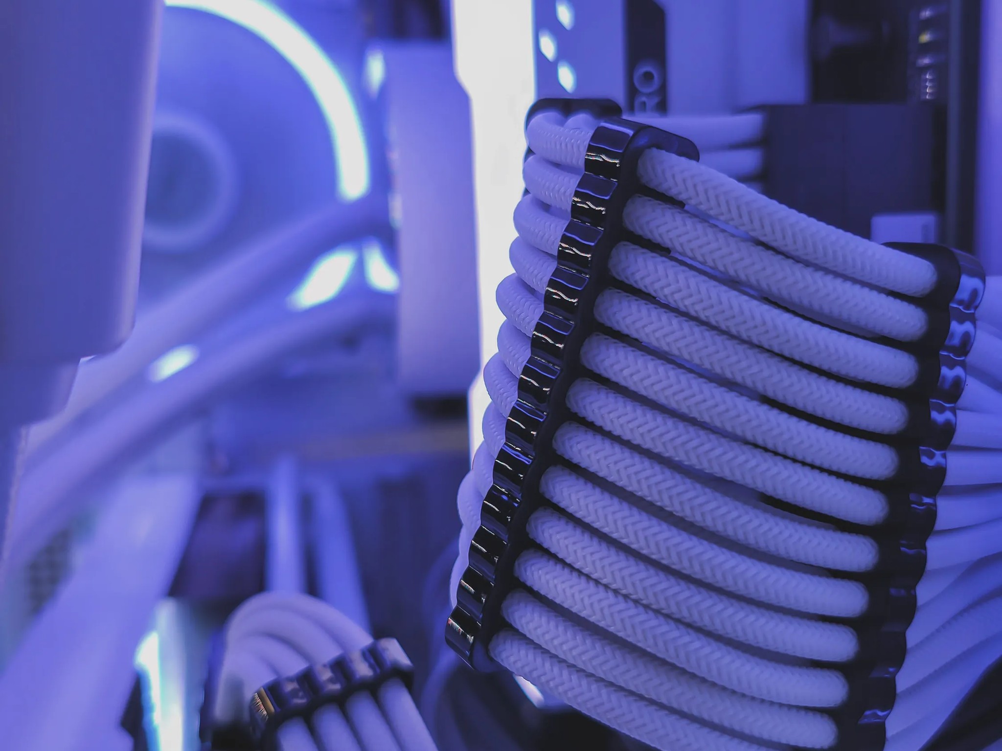 🎃 Halloween Sale 🎃 Ivory Storm: RTX 4070 | Ryzen 7 | 32GB RAM | 1 TB | 850w | Win11 Pro | Wifi