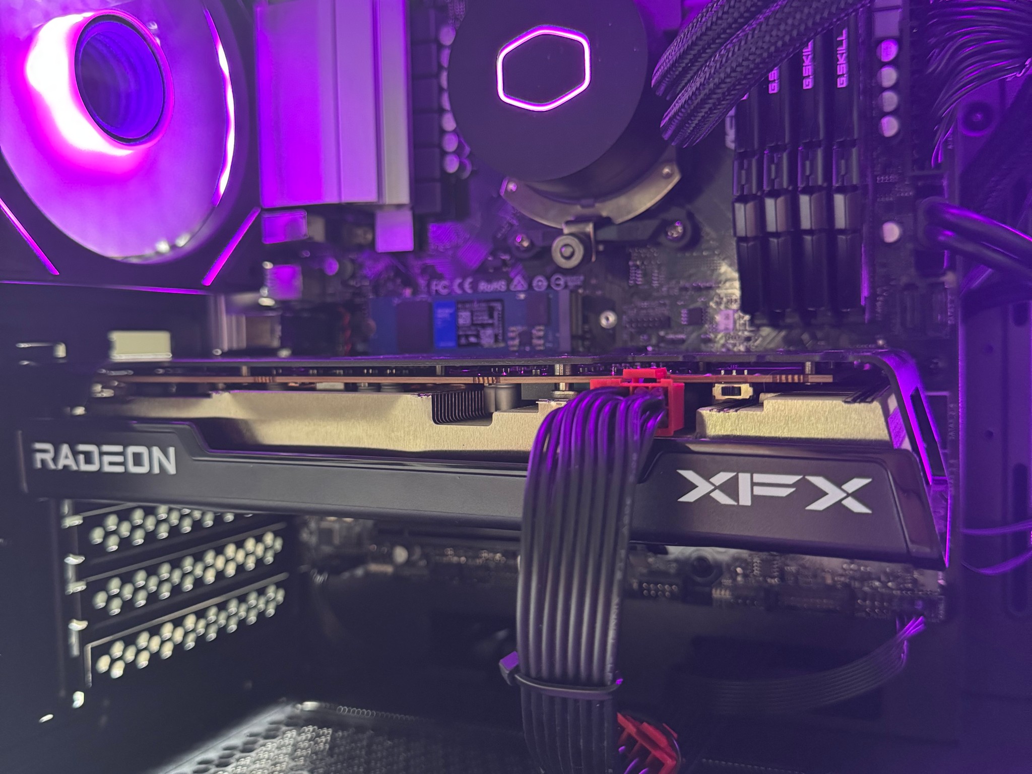 Gaming PC Rx 7600 - Ryzen 5 3600 - 32GB ram - 1Tb nvme