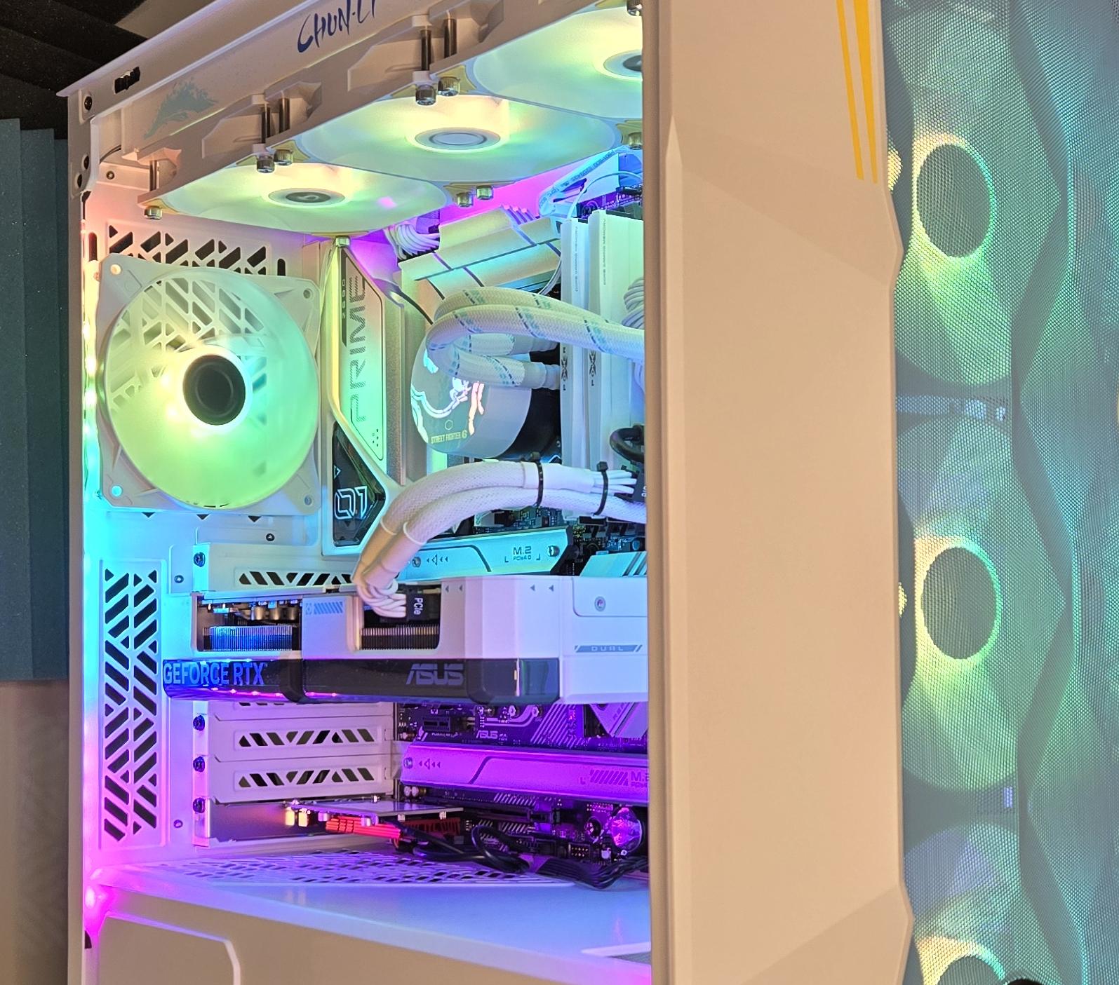 Chun-Li: RTX4070 14700K 32GB 2TB high-end themed PC
