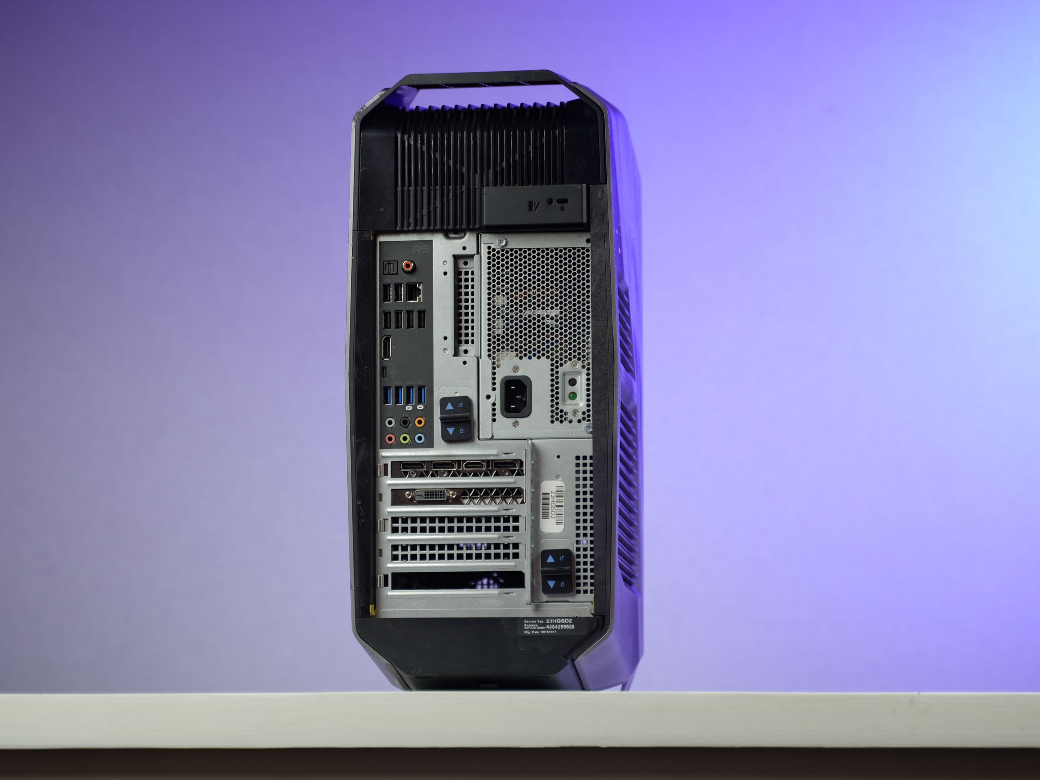 “Alienform 8” GTX 1070 Intel Core i7 6700 16GB 1TB Windows 11 Gaming PC Powerhouse