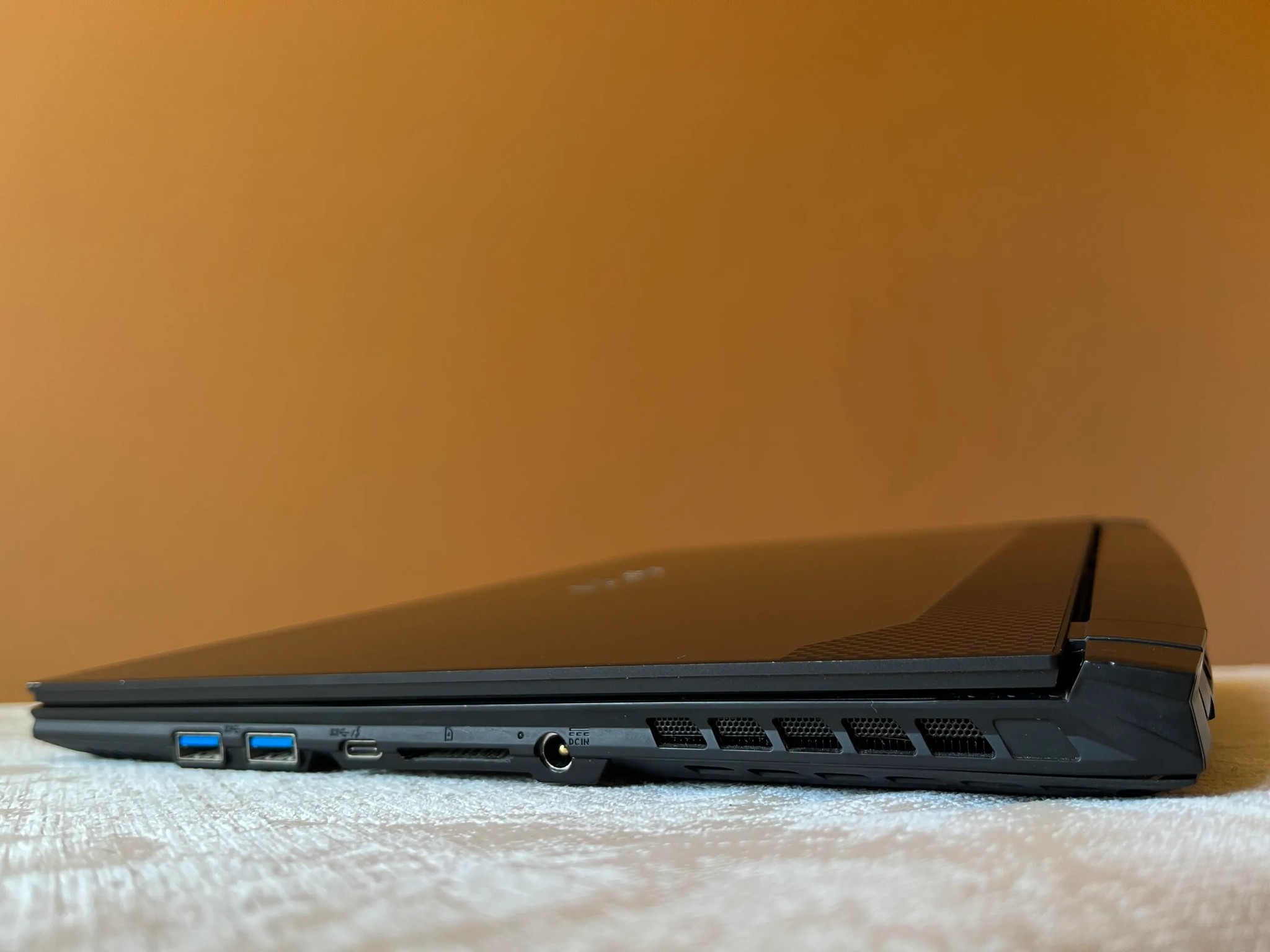 Gigabyte Aero 15, i7 11800h, RTX 3080, 32 GB Ram, 4k OLED