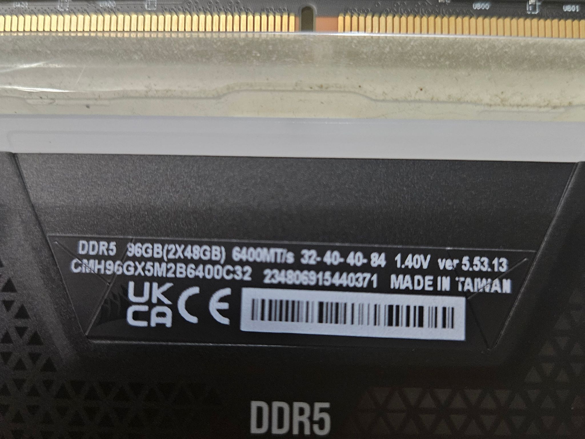 Corsair Vengeance RGB DDR5 RAM CL32 6400MTS 96GB(2X48GB)