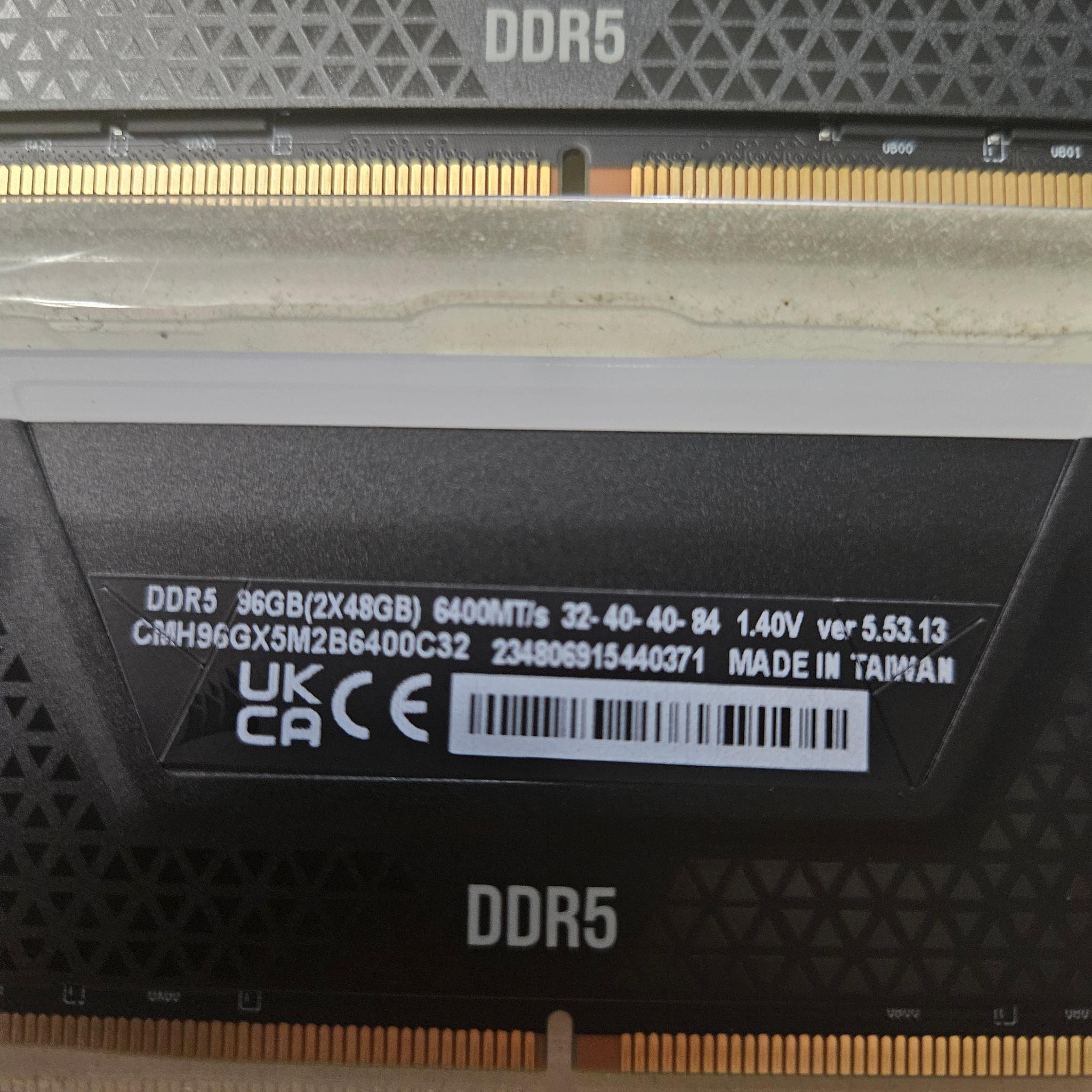 Corsair Vengeance RGB DDR5 RAM CL32 6400MTS 96GB(2X48GB)