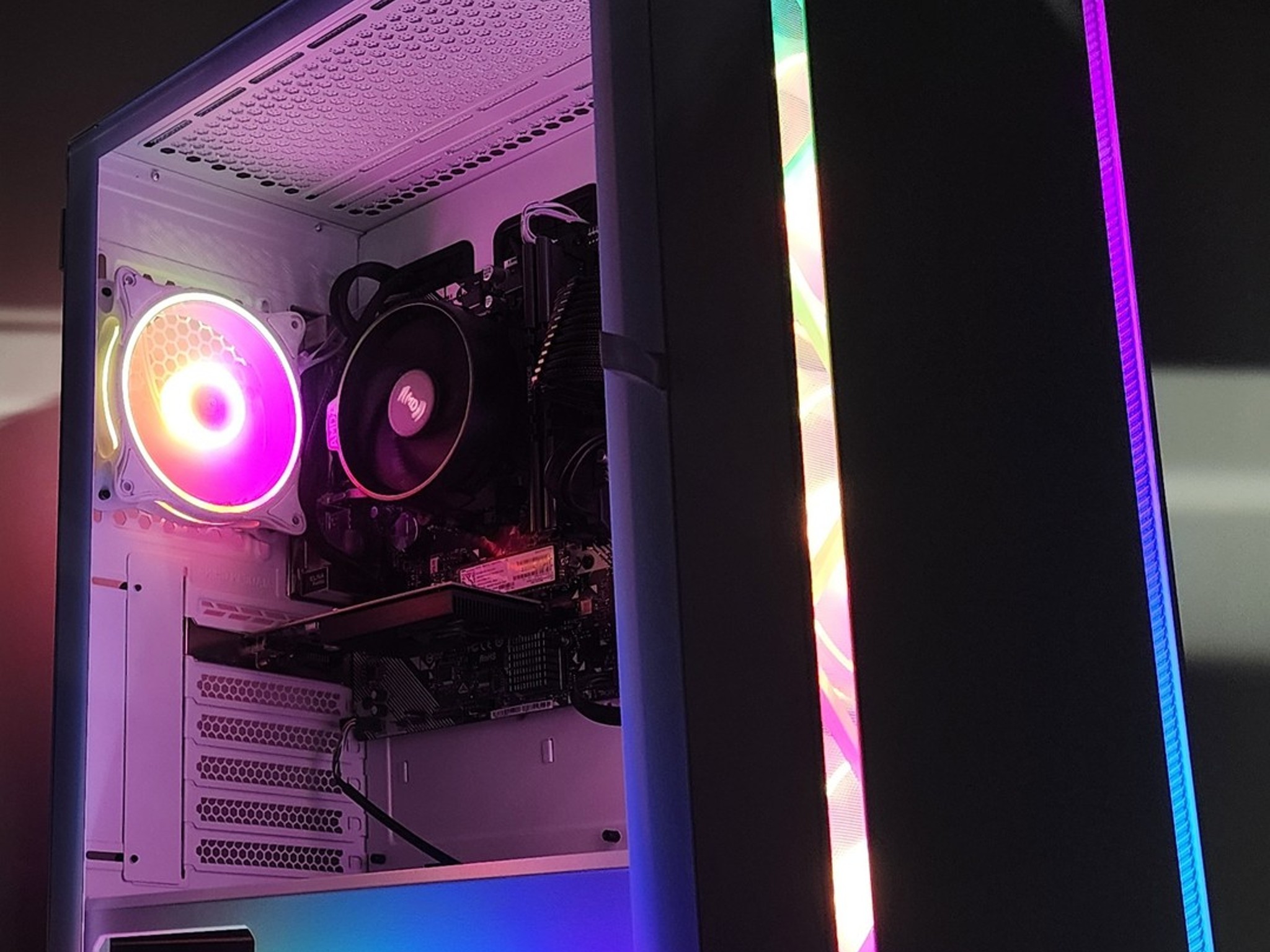 Gaming PC Ryzen 3 1300X 16GB RAM 256GB SSD+1TB HDD GT 1030 2GB Win11 Computer