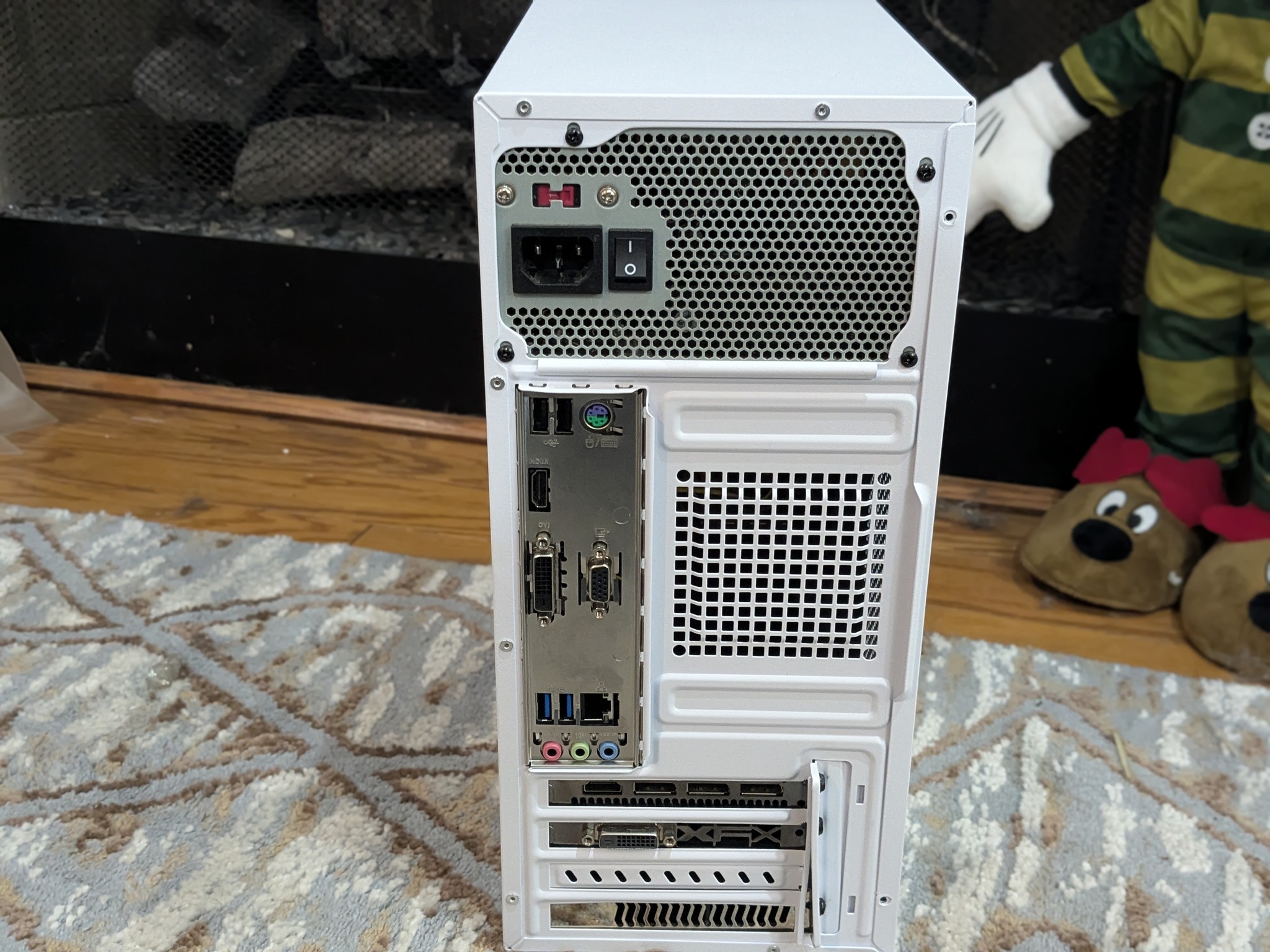 160 FPS Fortnite | 180 Day Warranty | i5-8400, RX 570 8GB, 16GB RAM, 480GB SSD, Win11