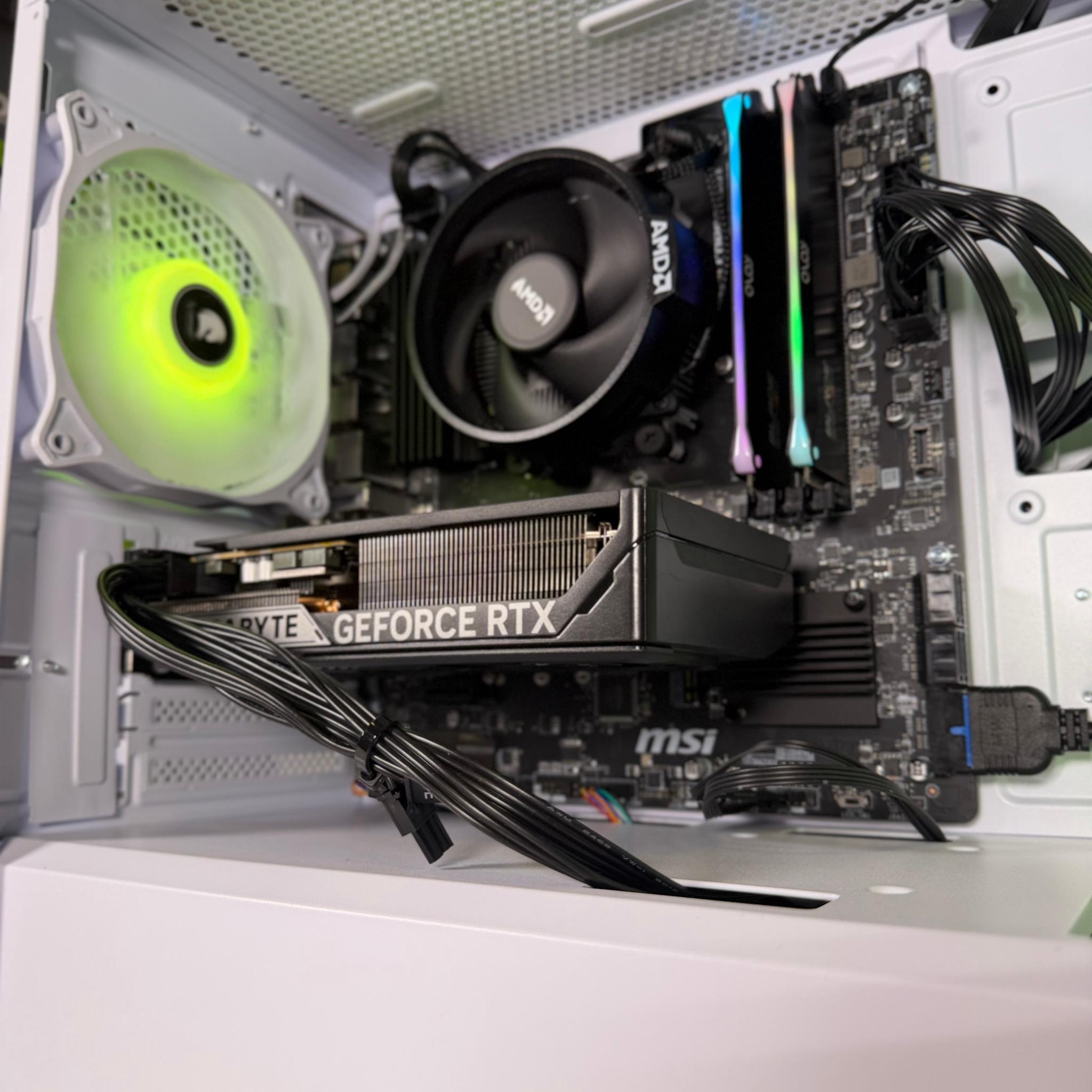 Ryzen 5 | RTX 5060 | 16GB RAM | 1TB SSD