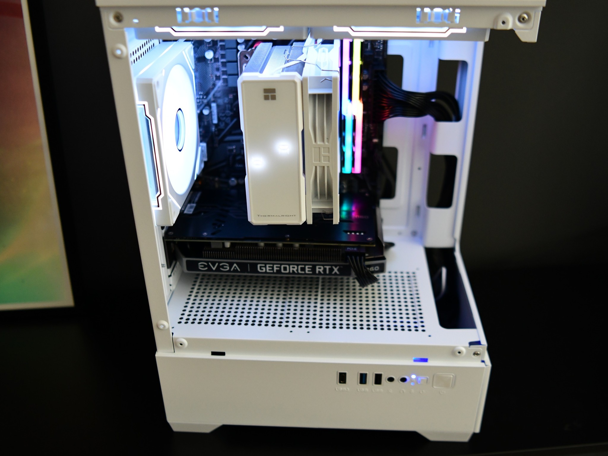 EVGA RTX 2060 White Gaming PC — Ryzen 5 3500X / 16GB / 512GB NVMe — Digital Temp Display