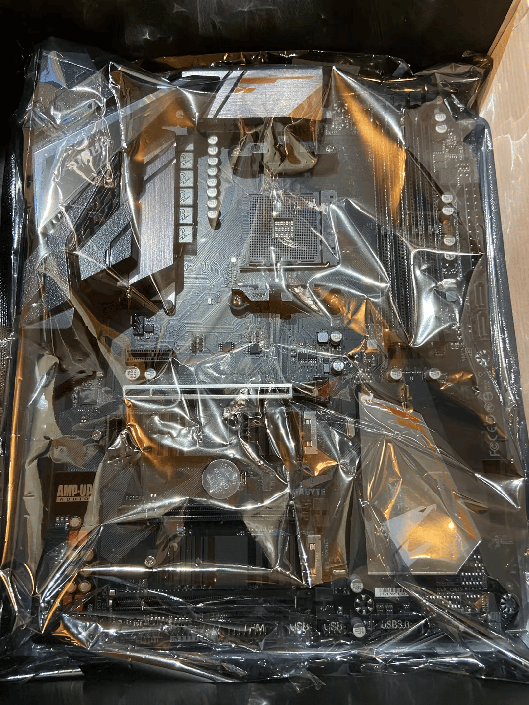 Gigabyte B450 AORUS PRO WIFI - ATX MOTHERBOARD