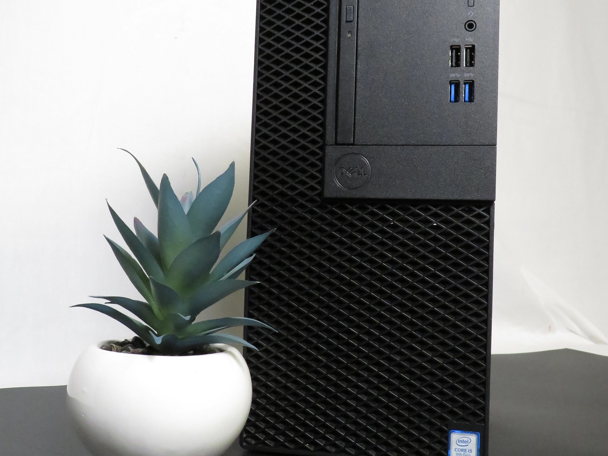 BLACK FRIDAY DEAL! Compact POWER - GTX 1660 Super + i5 9500 + 750 GB SSD + 32 GB DDR4