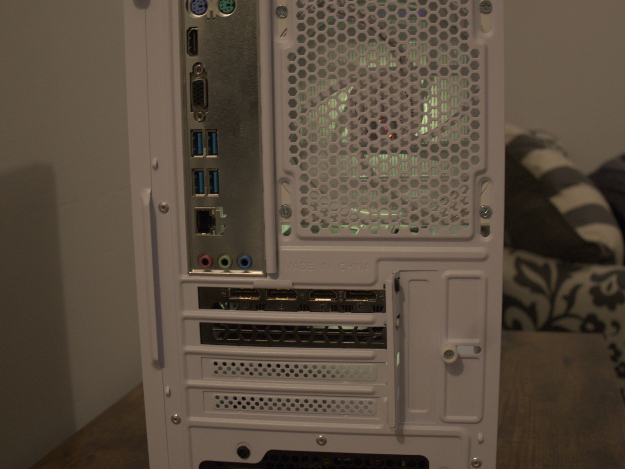 White Gaming PC – RTX 2060 • Ryzen 5 5500 • 16GB RAM • 1TB Samsung SSD