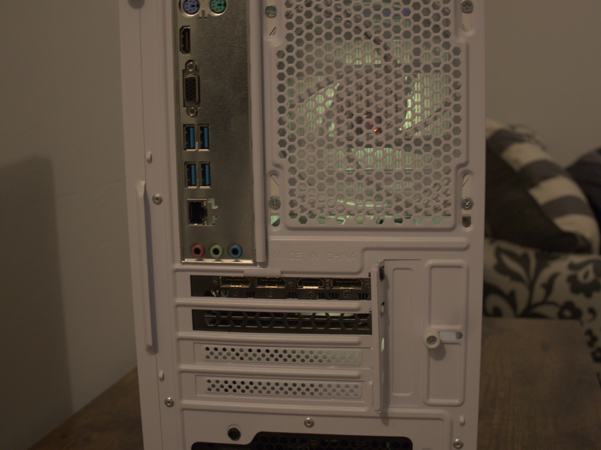 White Gaming PC – RTX 2060 • Ryzen 5 5500 • 16GB RAM • 1TB Samsung SSD