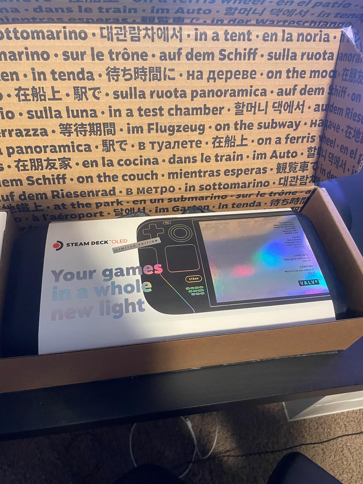 Steam Deck Limited Edition Transparent OLED 1TB