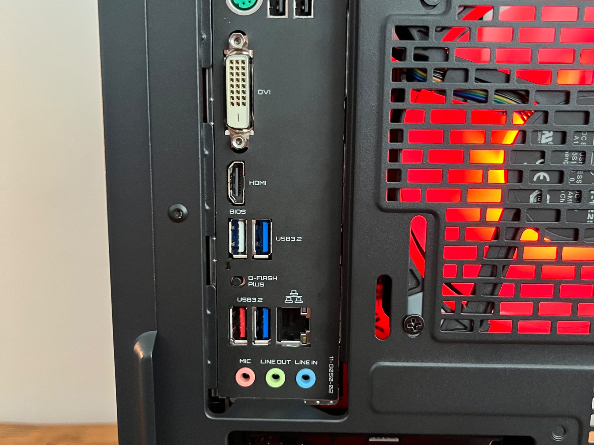 RX6650XT & Ryzen 5 5600G Gaming PC