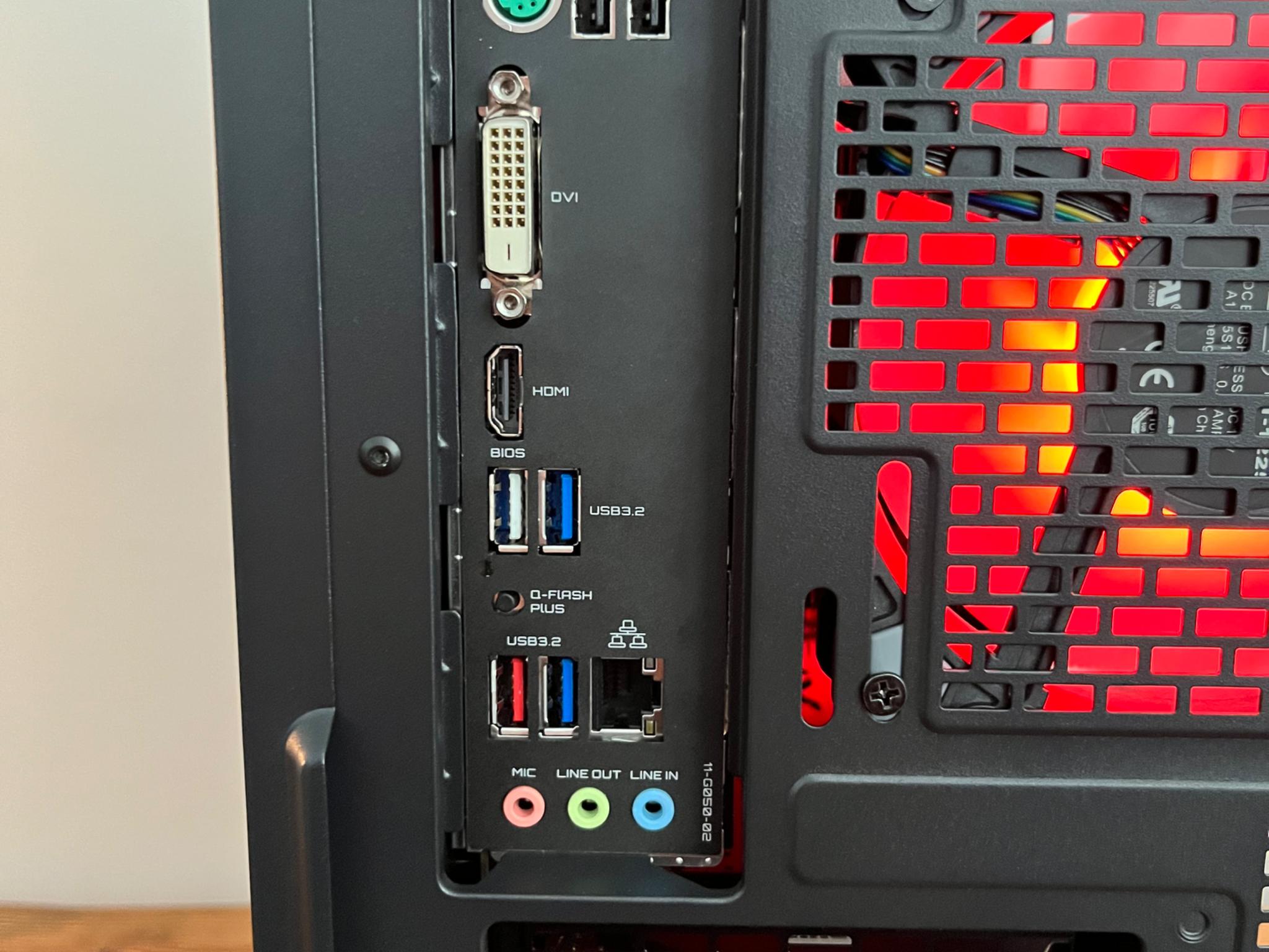 RX6650XT & Ryzen 5 5600G Gaming PC