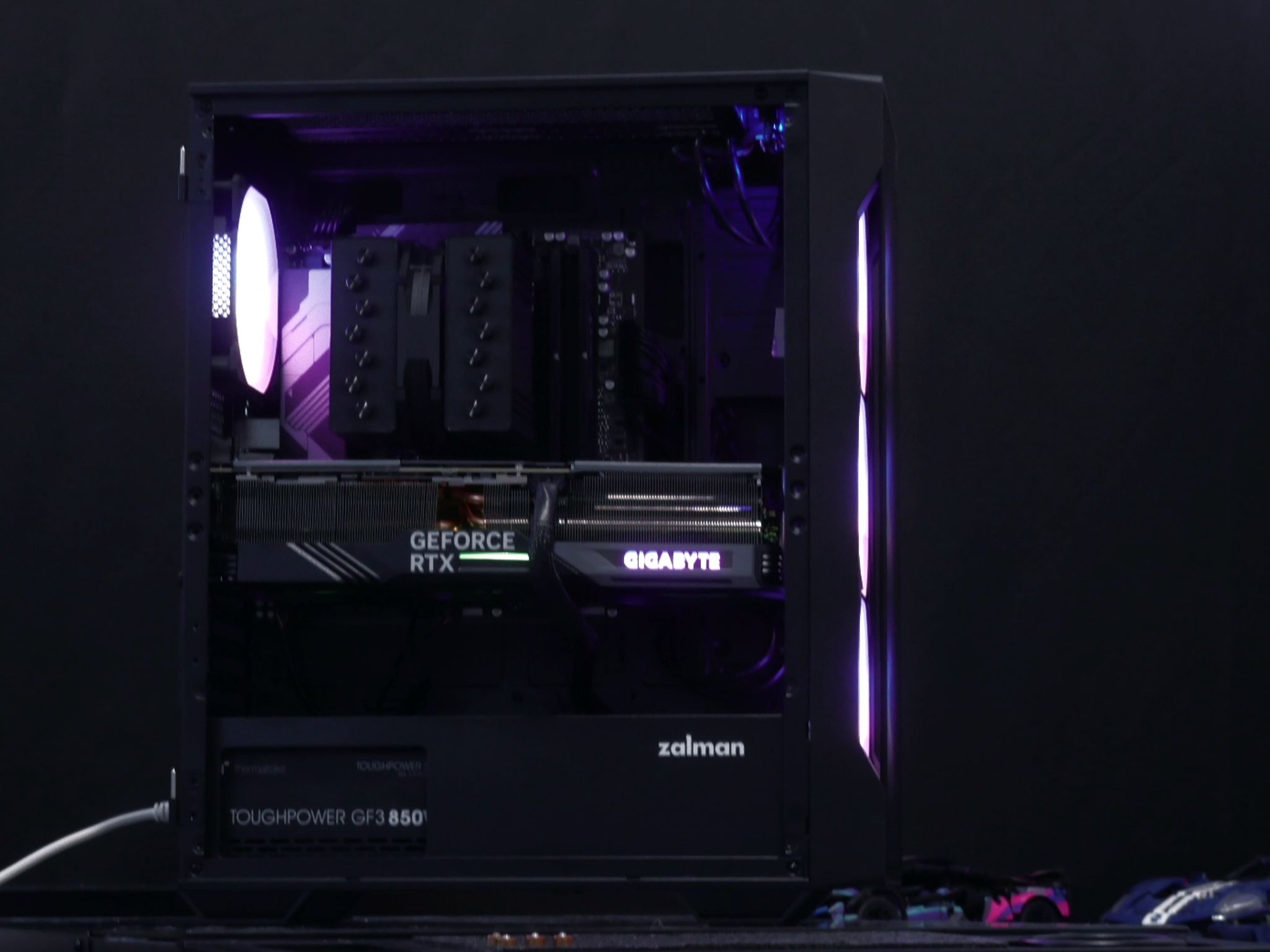 RTX 4090/ R9 7950X3D Gaming PC Computer