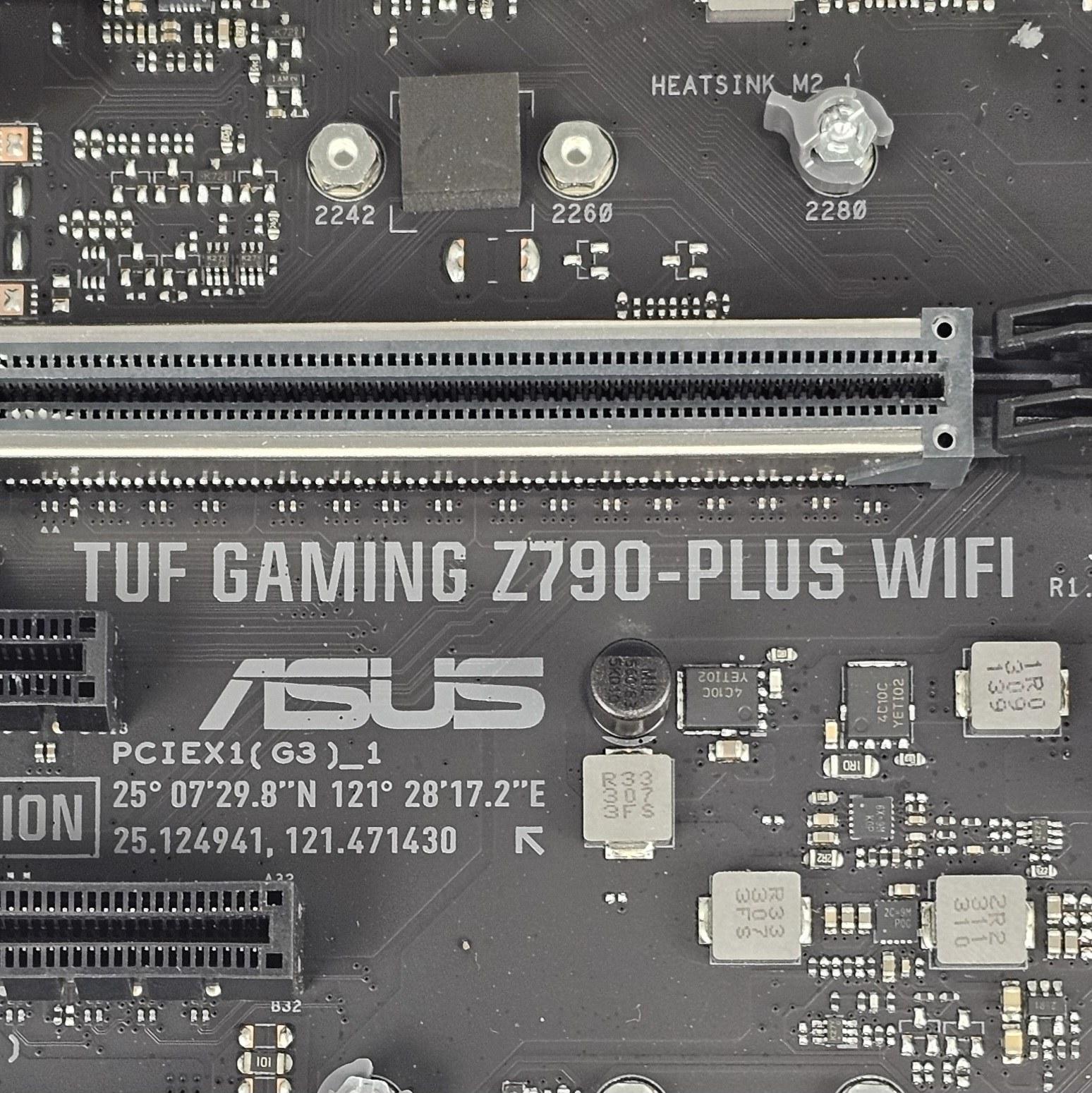 ASUS TUF GAMING Z790-PLUS WIFI LGA1700 DDR5 ATX Motherboard